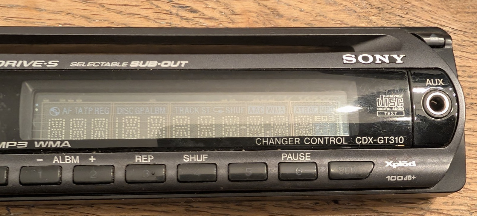 SONY CDX-GT310 AM/FM RADIO CD MP3 WMA PLAYER W AUX FACEPLATE ONLY