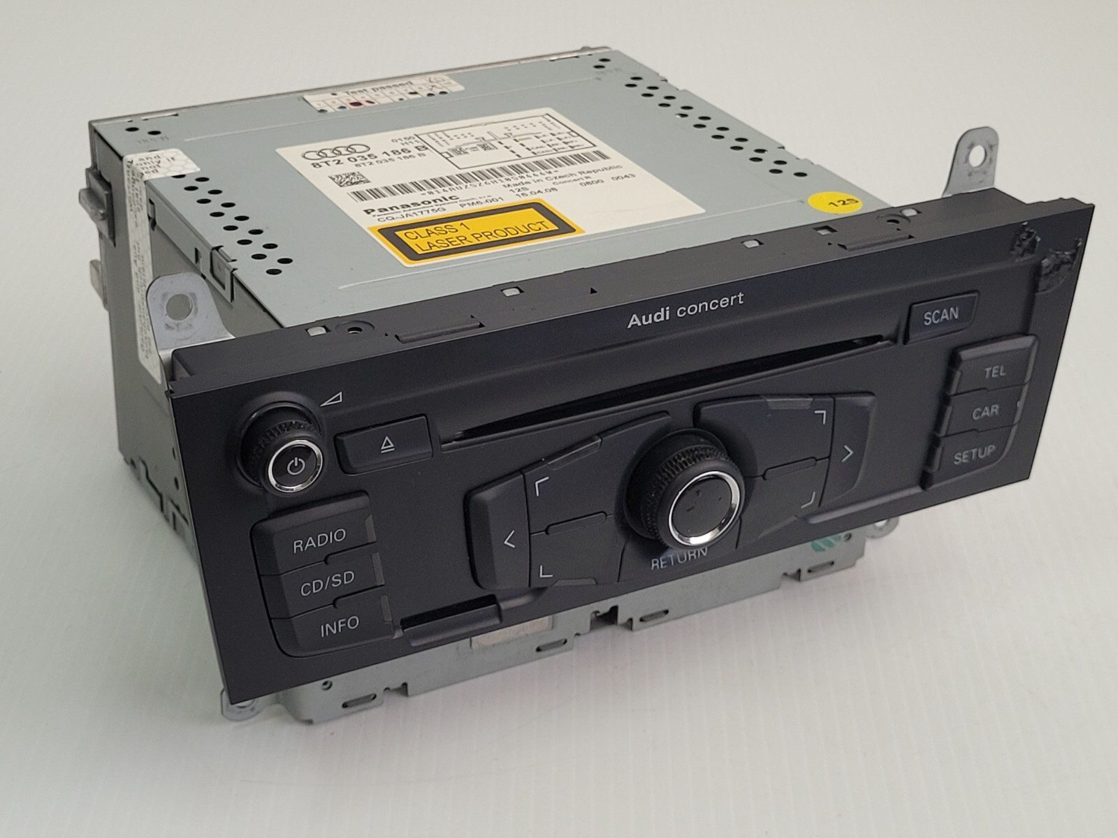 Audi A4 B8 Head Unit Stereo Radio CD Player 8T2035186B