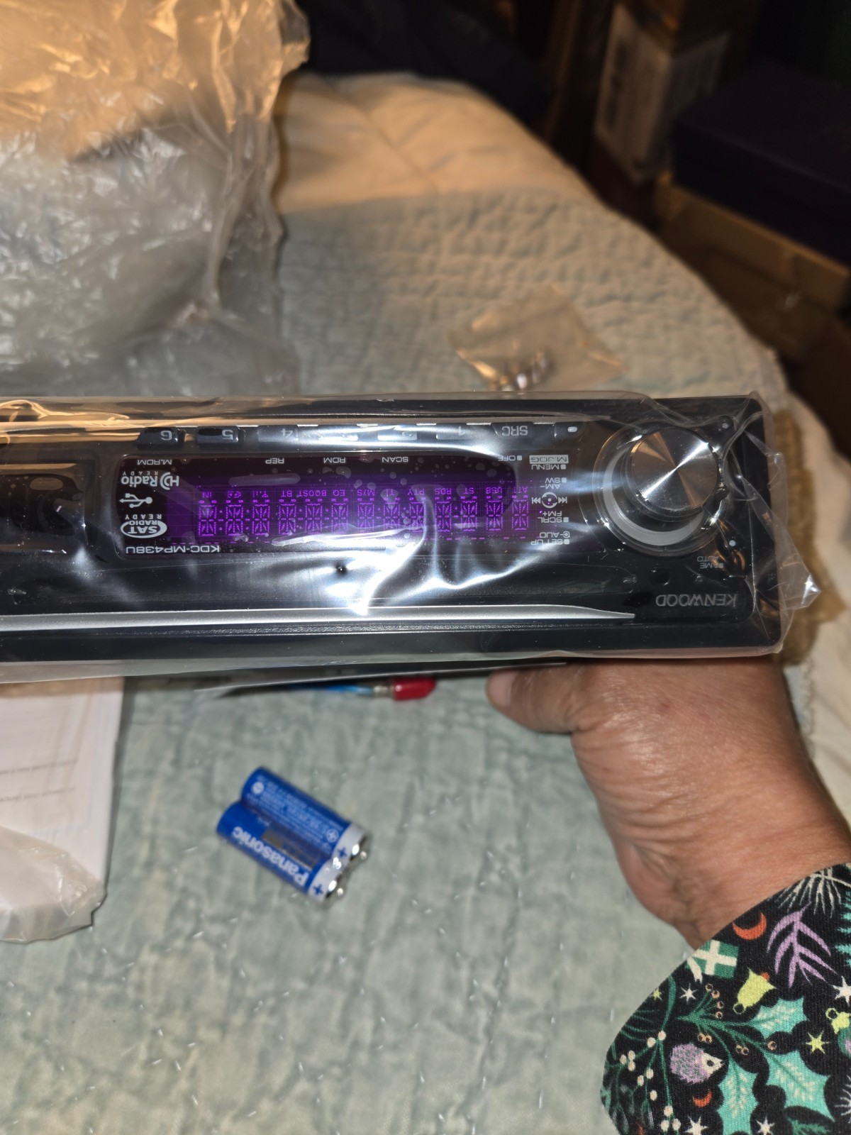 Brand New Kenwood CD Receiver with Bluetooth (KDC-BT278U)