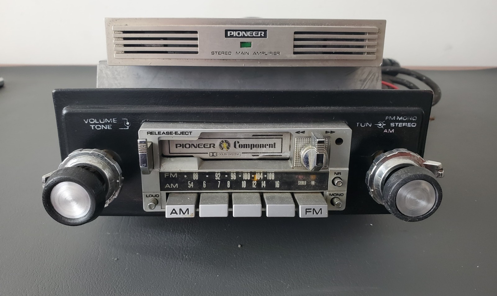 Pioneer KPX9500 Car Stereo and GM40 Amp