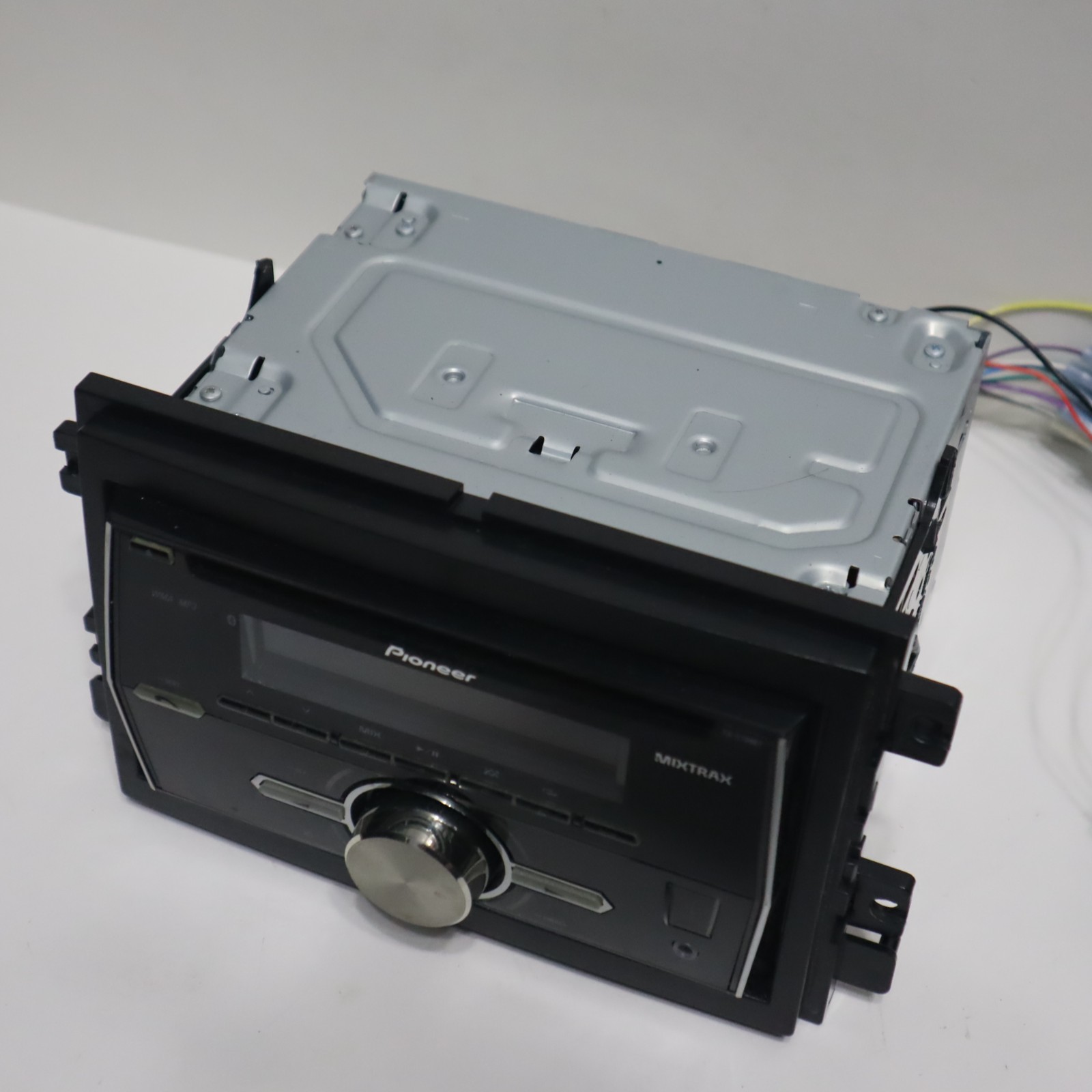 Pioneer FH-X700BT MP3/USB/CD Player In Dash Receiver Car Stereo UNTESTED