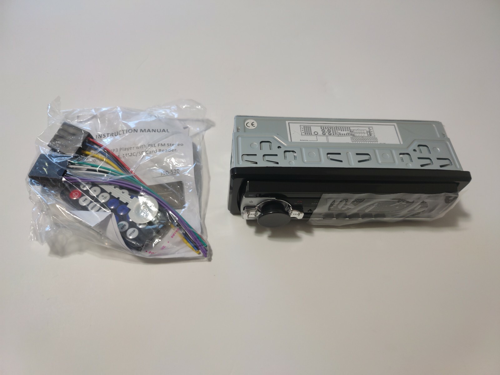 JSD-520 Car Stereo MP3 Player with PLL FM Stereo Radio NEW out of box.