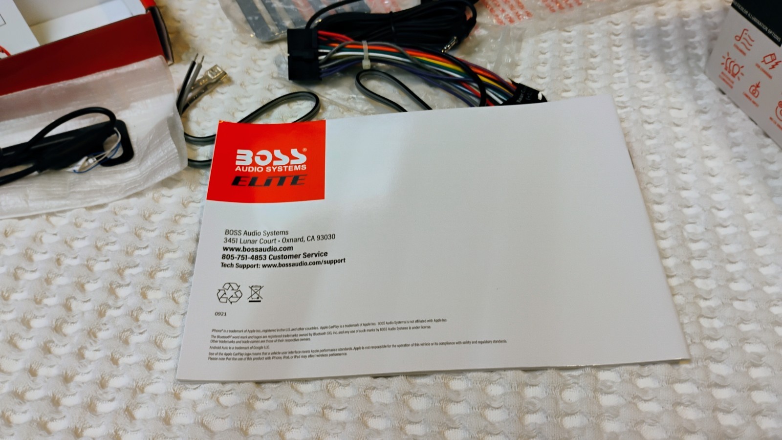 New Open Box Boss Audio Systems Elite BV850ACP Receiver + Cam, Complete Unused