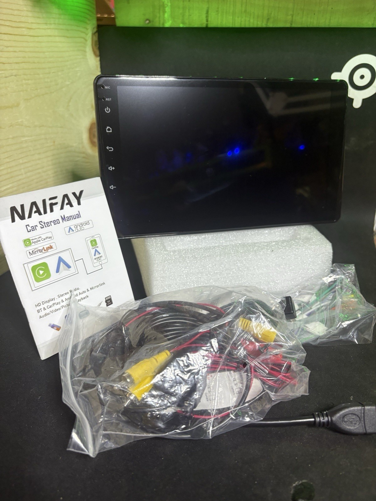 Naifay 9 Inch Car Stereo Single Din Radio with Apple Carplay & Android Auto