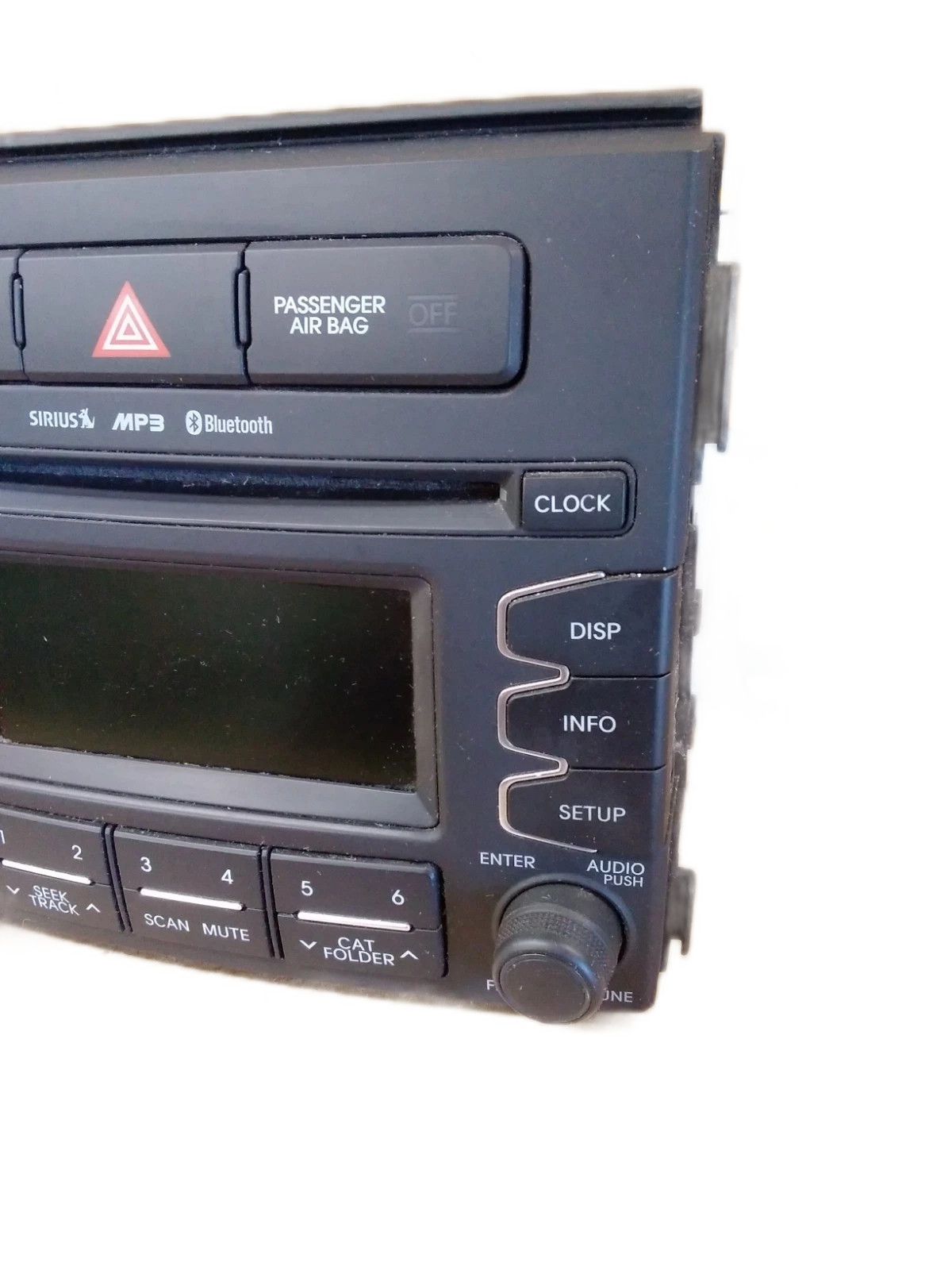 2012–2013 Kia Soul AM/FM/CD/Satellite Radio Head Unit (6-Speaker System)