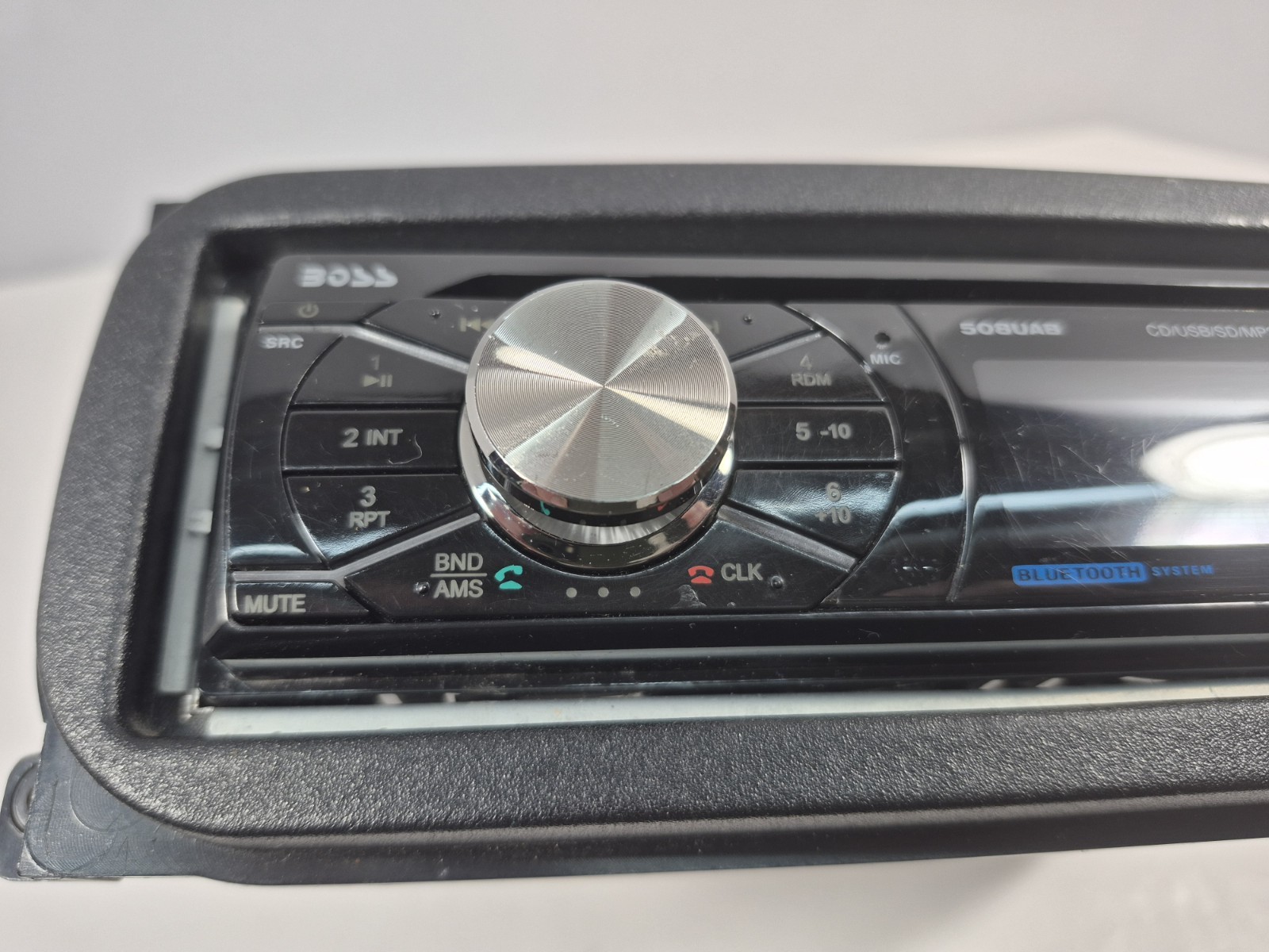Boss Audio Systems 508UAB Digital Display AM/FM MP3/CD Player – UNTESTED