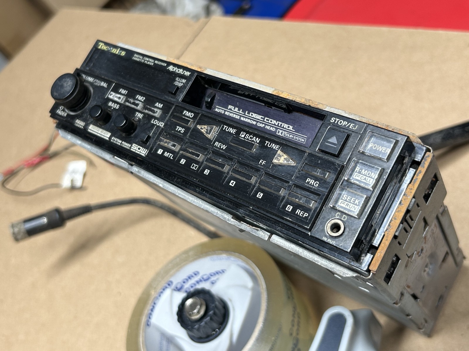 Vintage 80’s TECHNICS ALPHATUNER Car Stereo Cassette Deck Radio FM-AM CQ-R9300EU
