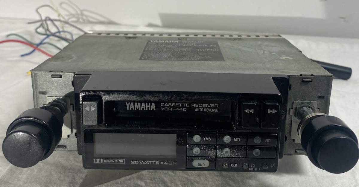 Vtg Yamaha YCR-440 Car Radio Stereo Cassette Receiver 2 Knob Shaft Post Untested
