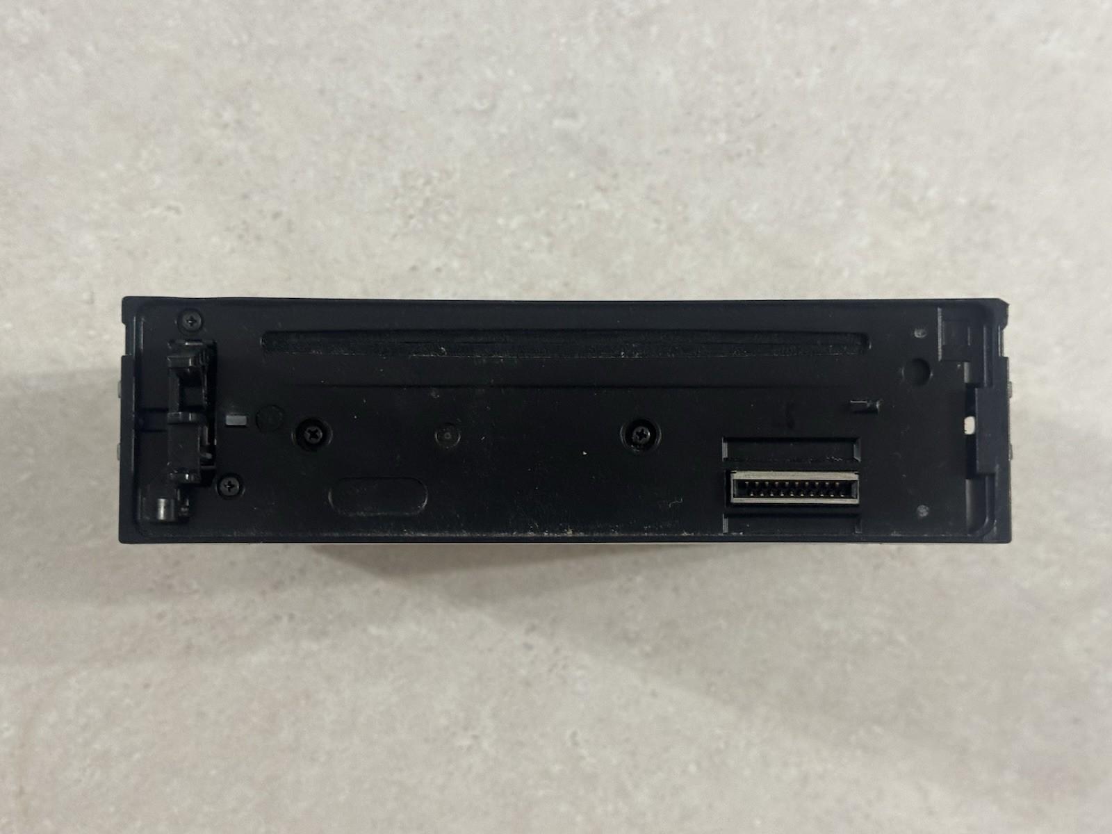 Sony CDX-GT40UW AM/FM Auto CD Player w/ Removable Faceplate See Description