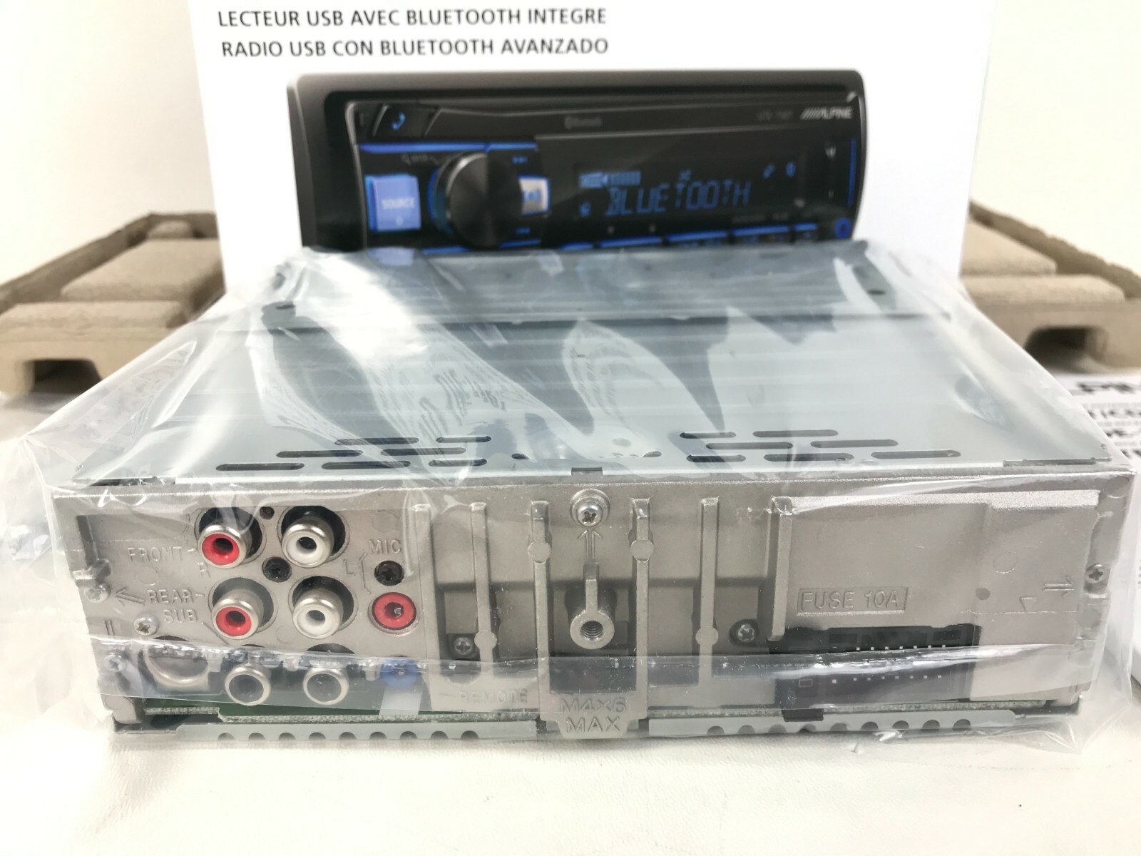 Alpine UTE-73BT Bluetooth Media Player iPhone Android Pandora AM FM USB Aux 6-Ch