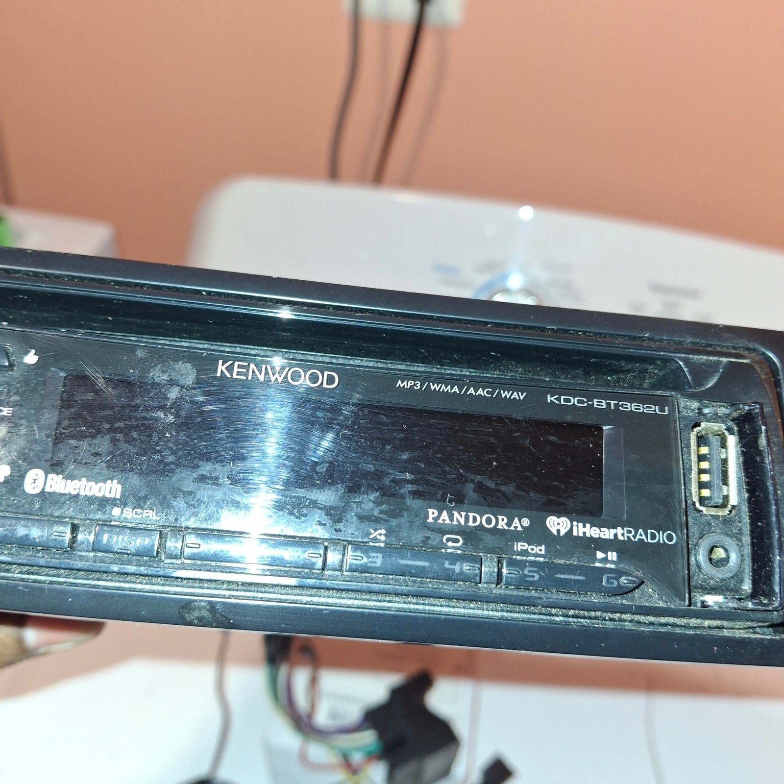 Kenwood KDC-BT362U Car CD Player Bluetooth USB AUX Pandora iHeartRadio Receiver