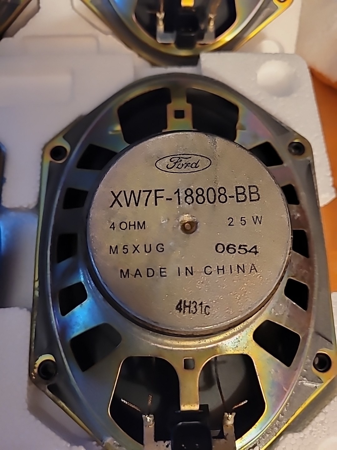 Ford Audio System 1999-2004 F150 Unit With 4 Speakers