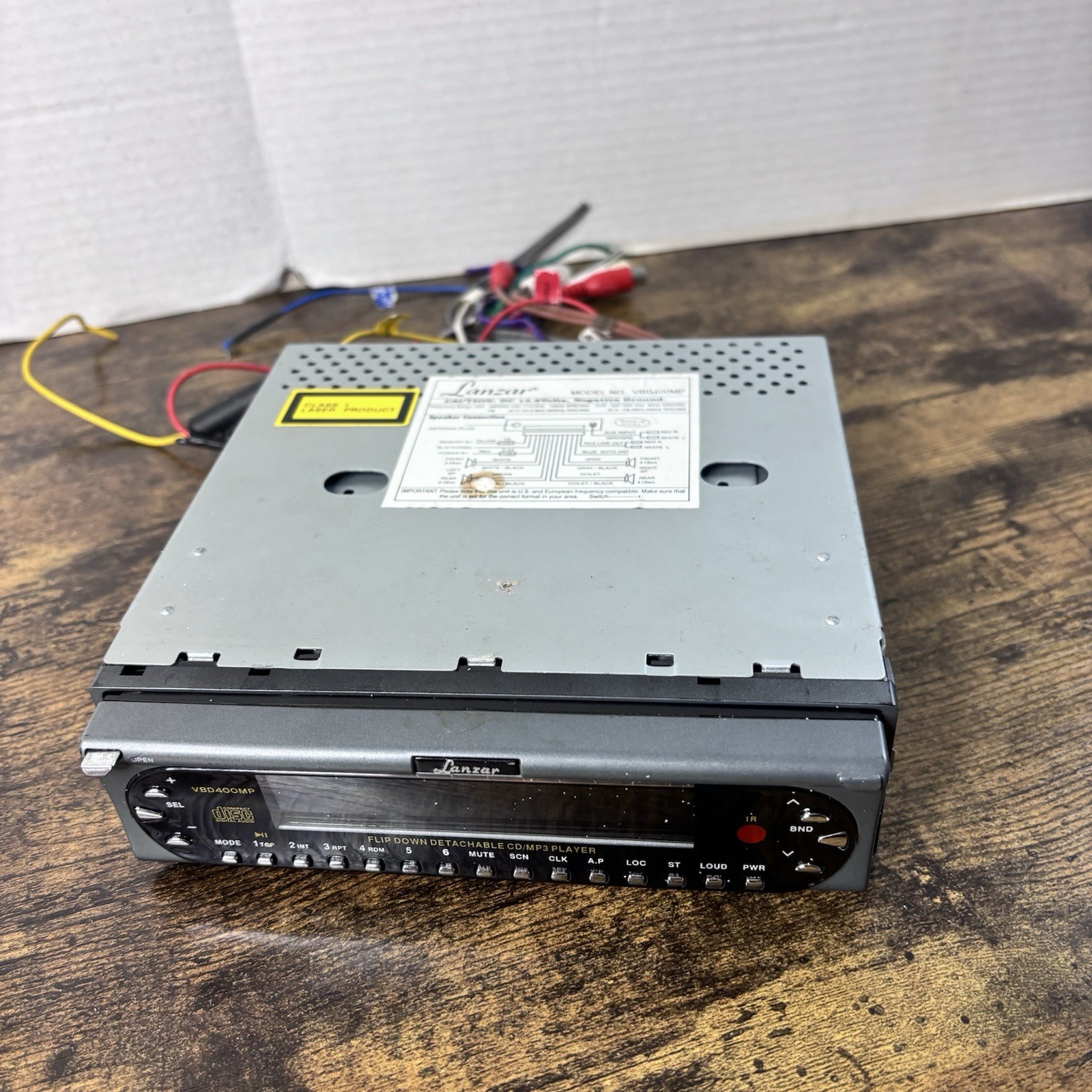 Vintage Lanzar Car CD Player AM/FM Radio In Dash Unit Model VBD400MP