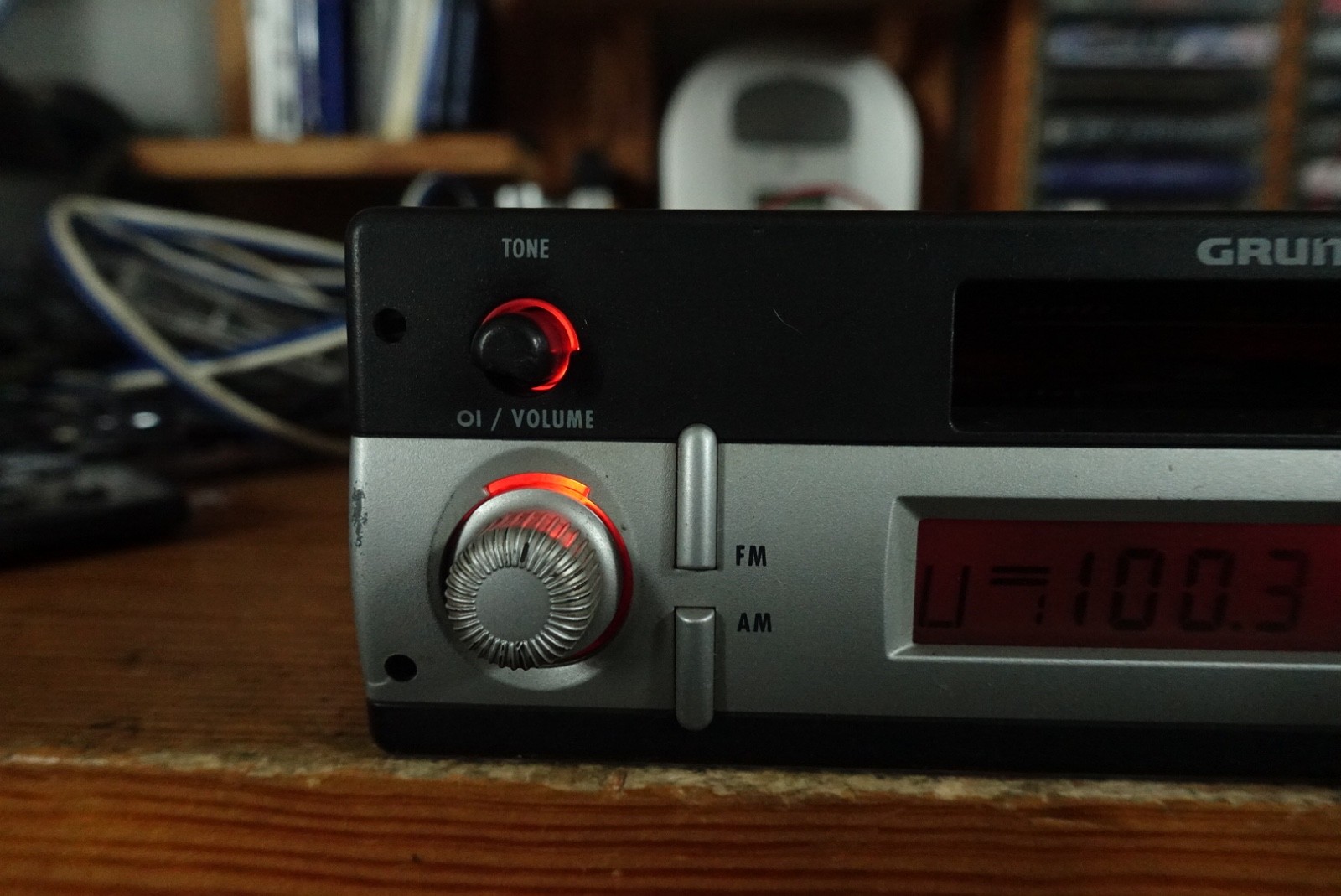 Grundig SCC 1301 vintage car radio cassett. cassette/Fm108/Bluetooth.
