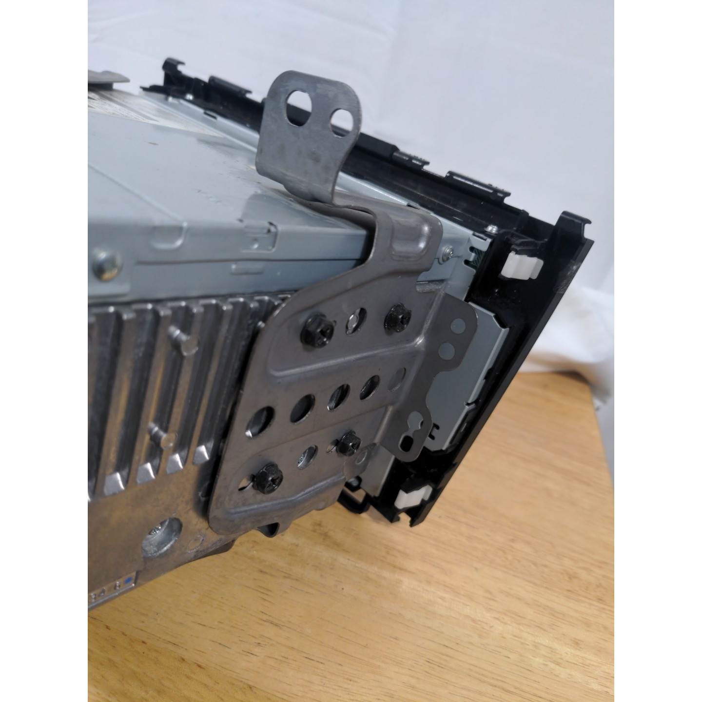 Honda CR-V Radio 6-Disc CD Changer Player 39100-SWA-A011-M1 2007-2011 OEM VTG