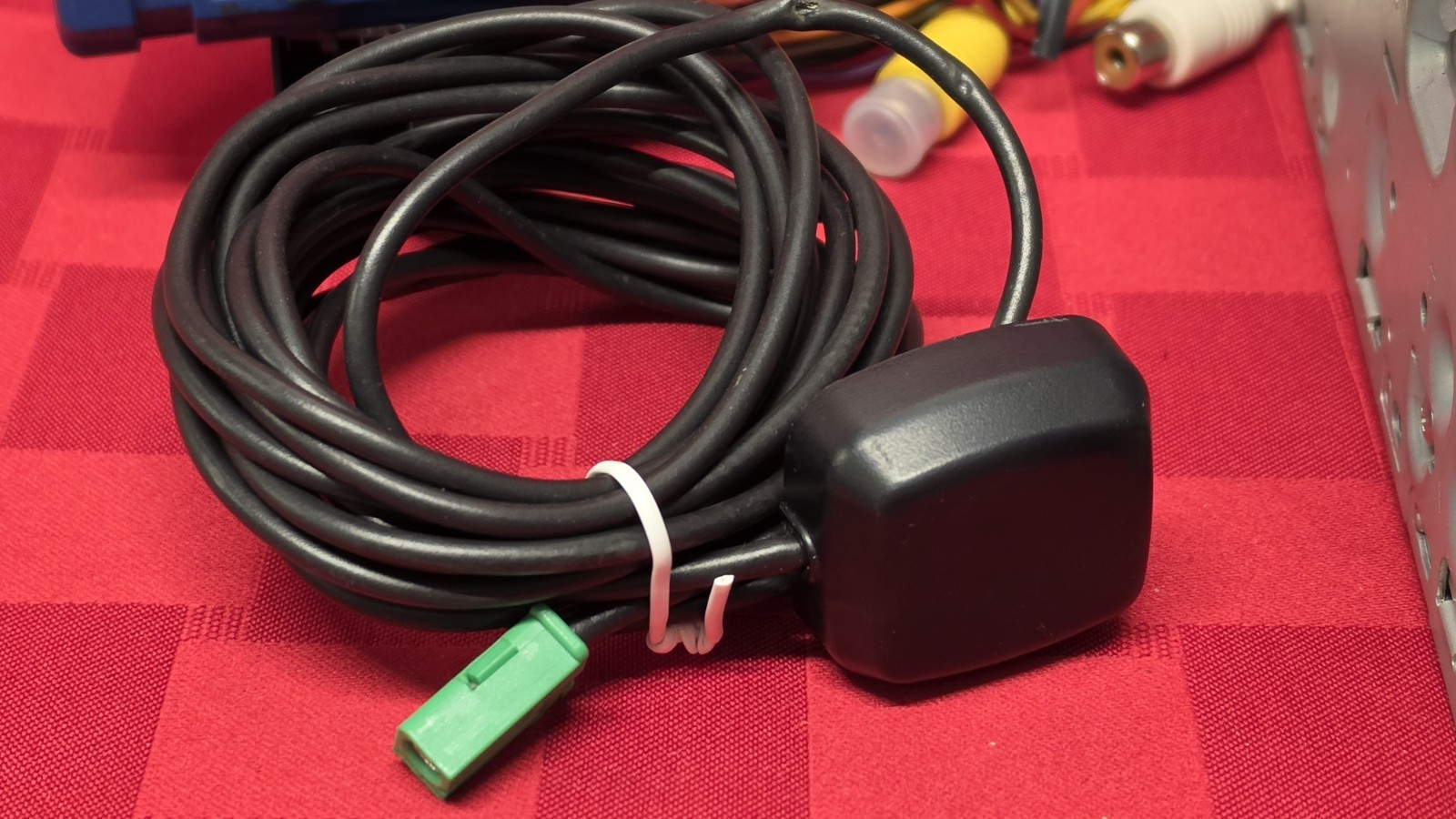 Pioneer SPH-DA120 Apple CarPlay Receiver GPS GM Harness C2R-GM11 Tested Working