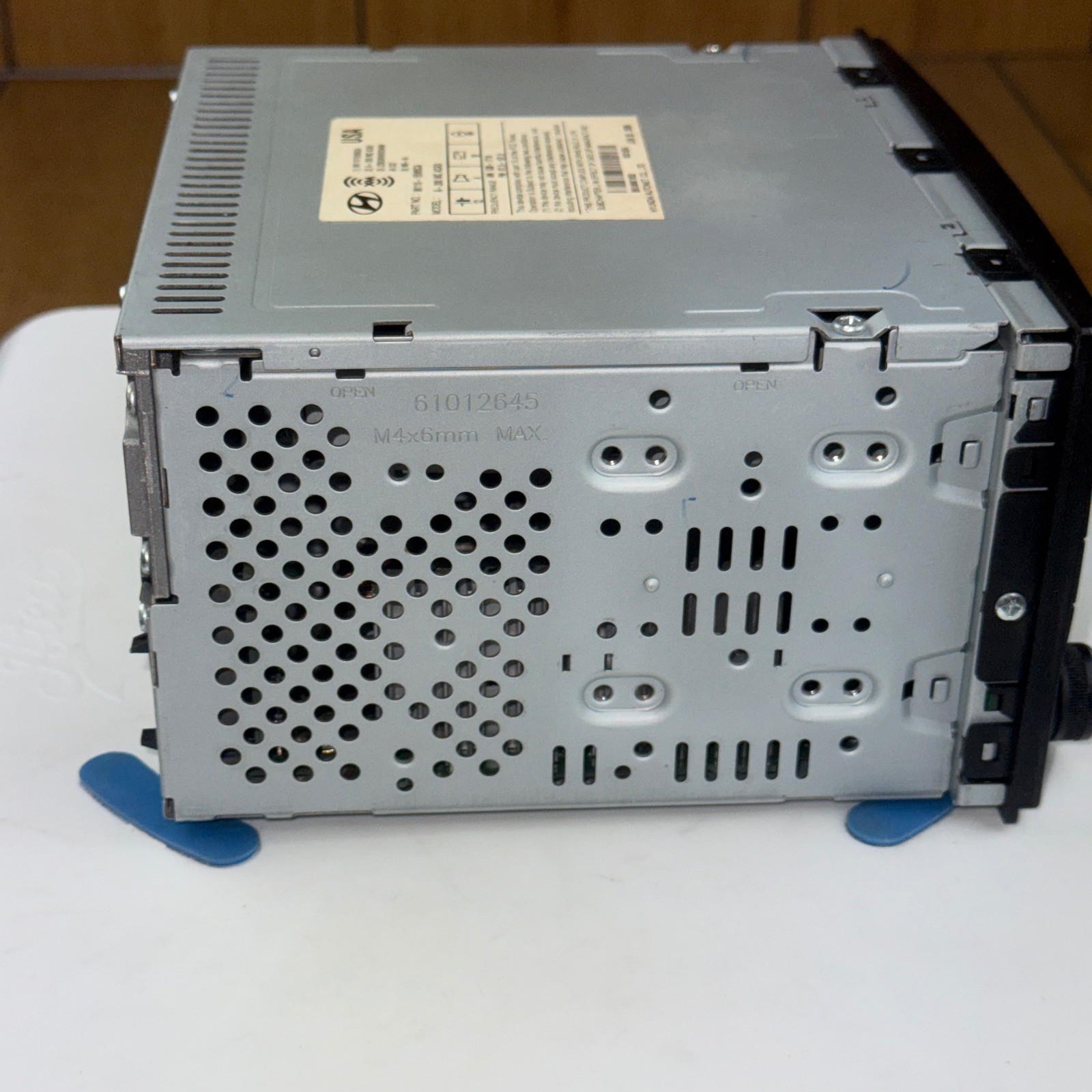 Hyundai Autonet Radio CD MP3 XM Player OEM 96110-1E085CA Model A-200 MC ACA3