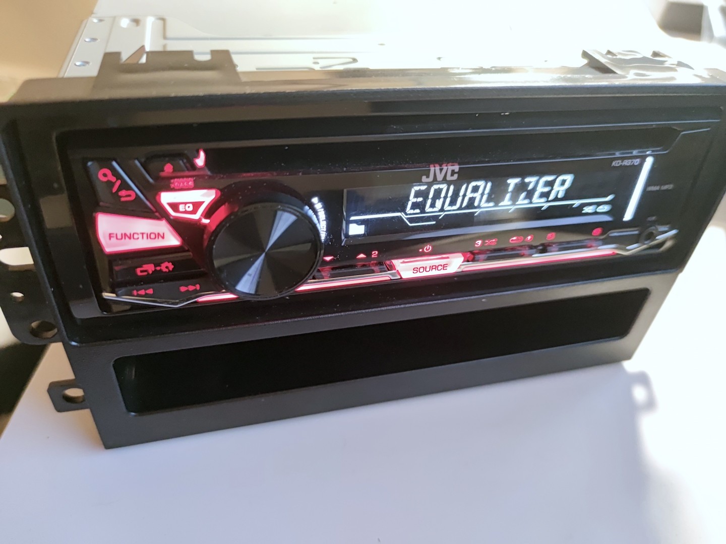 JVC KD-R370 Car Stereo Radio CD MP3 WMA AUX 3.5mm +Extender +Wire Harness Tested