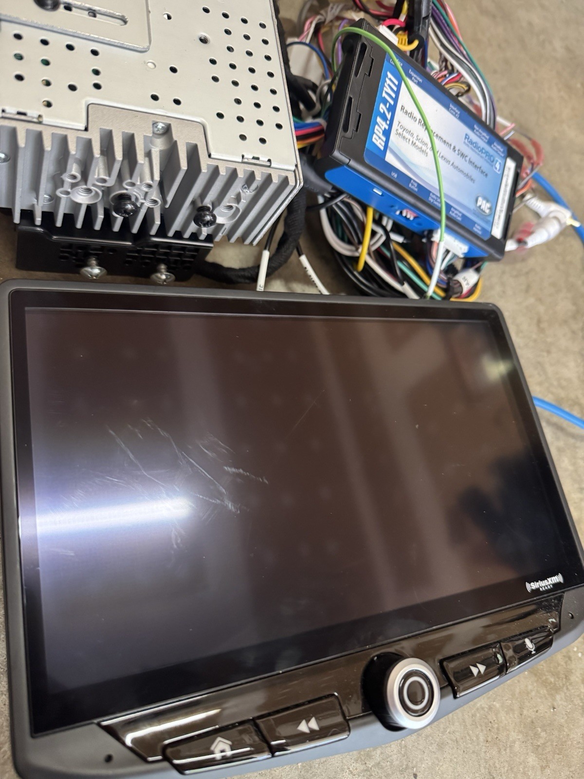 Stinger HEIGH10 2 DIN Touchscreen Digital Media Receiver No CD SiriusXM Ready