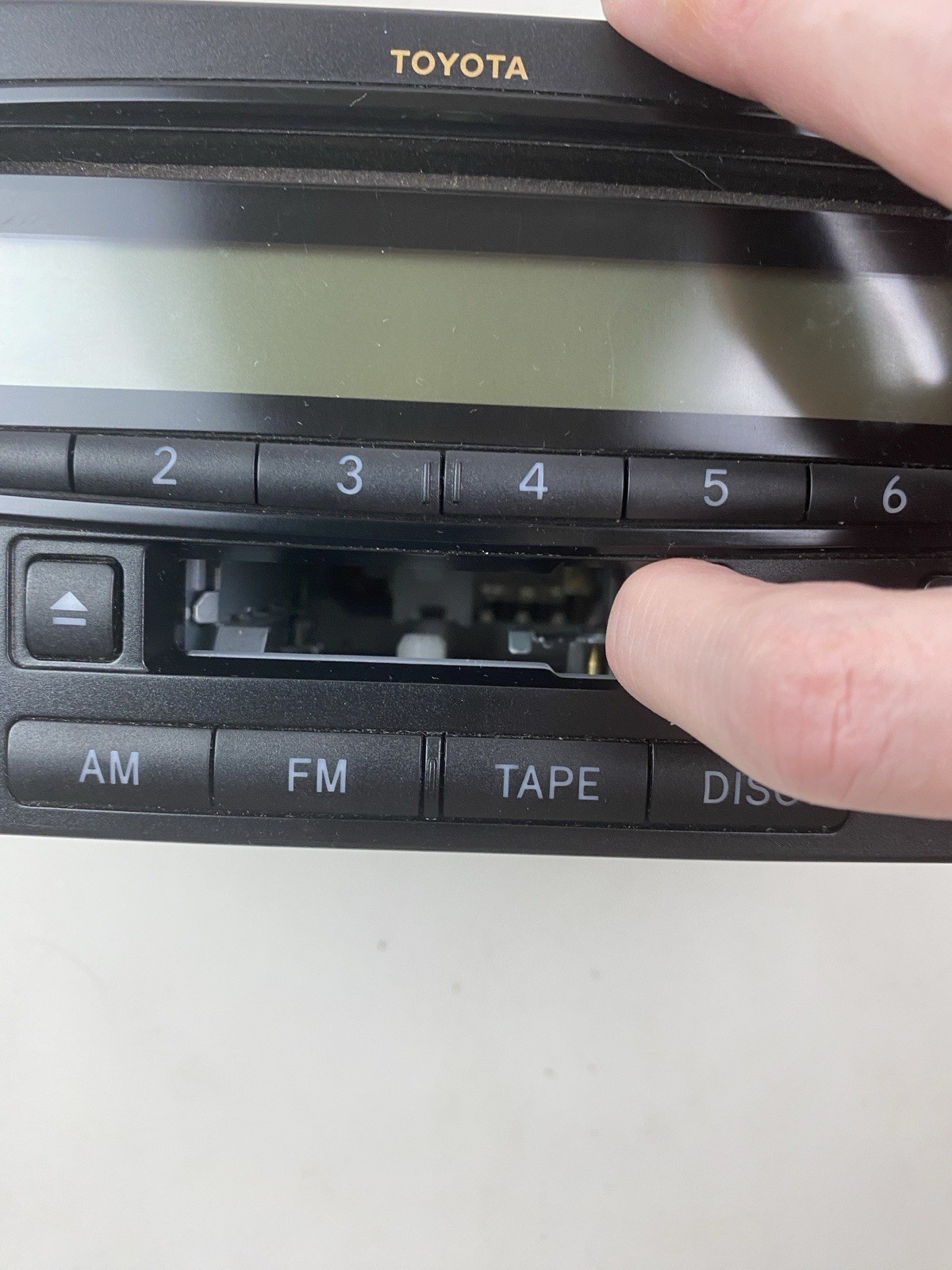 Toyota OEM Radio CD Cassette Player AM FM Stereo 86120-35281 Fujitsu Ten