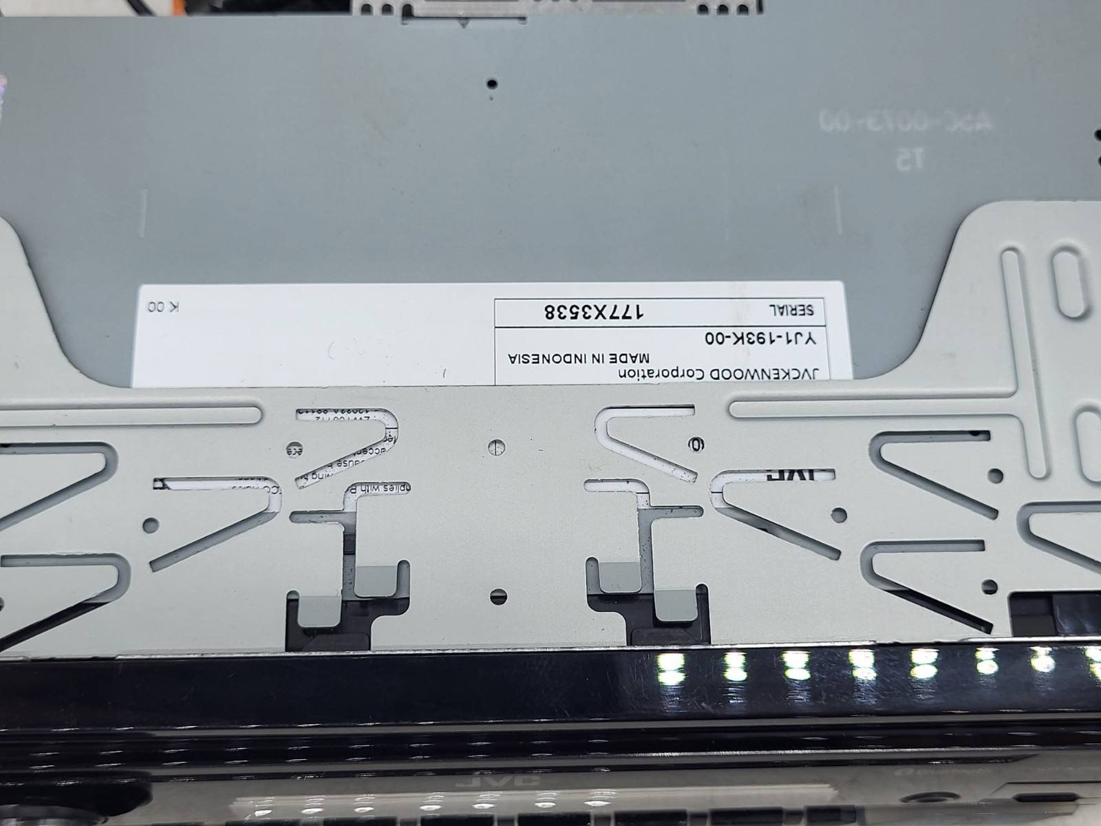 JVC KD-X280BT Digital Media Receiver featuring Bluetooth / USB / 13-Band EQ /…