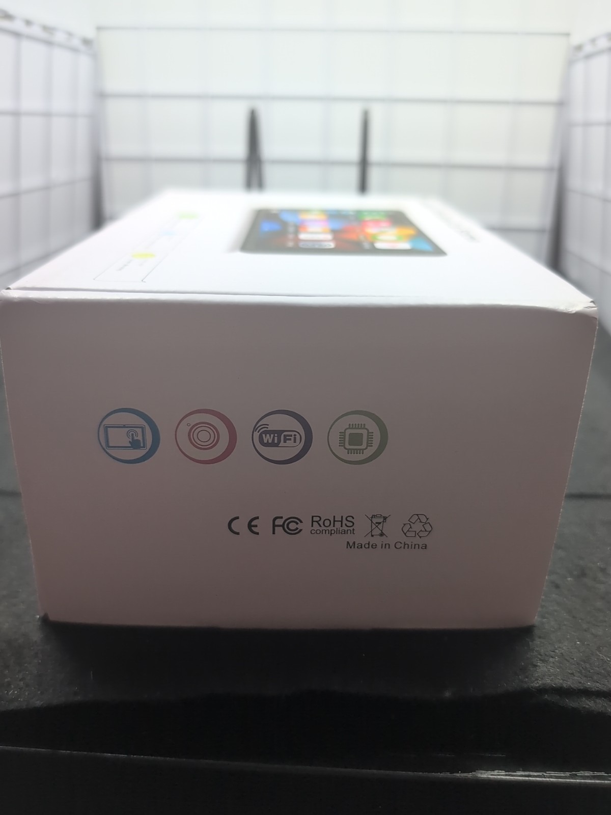 Brand New Portable Wireless Car Stereo, 7″ Screen, + Apple Carplay, Android Auto