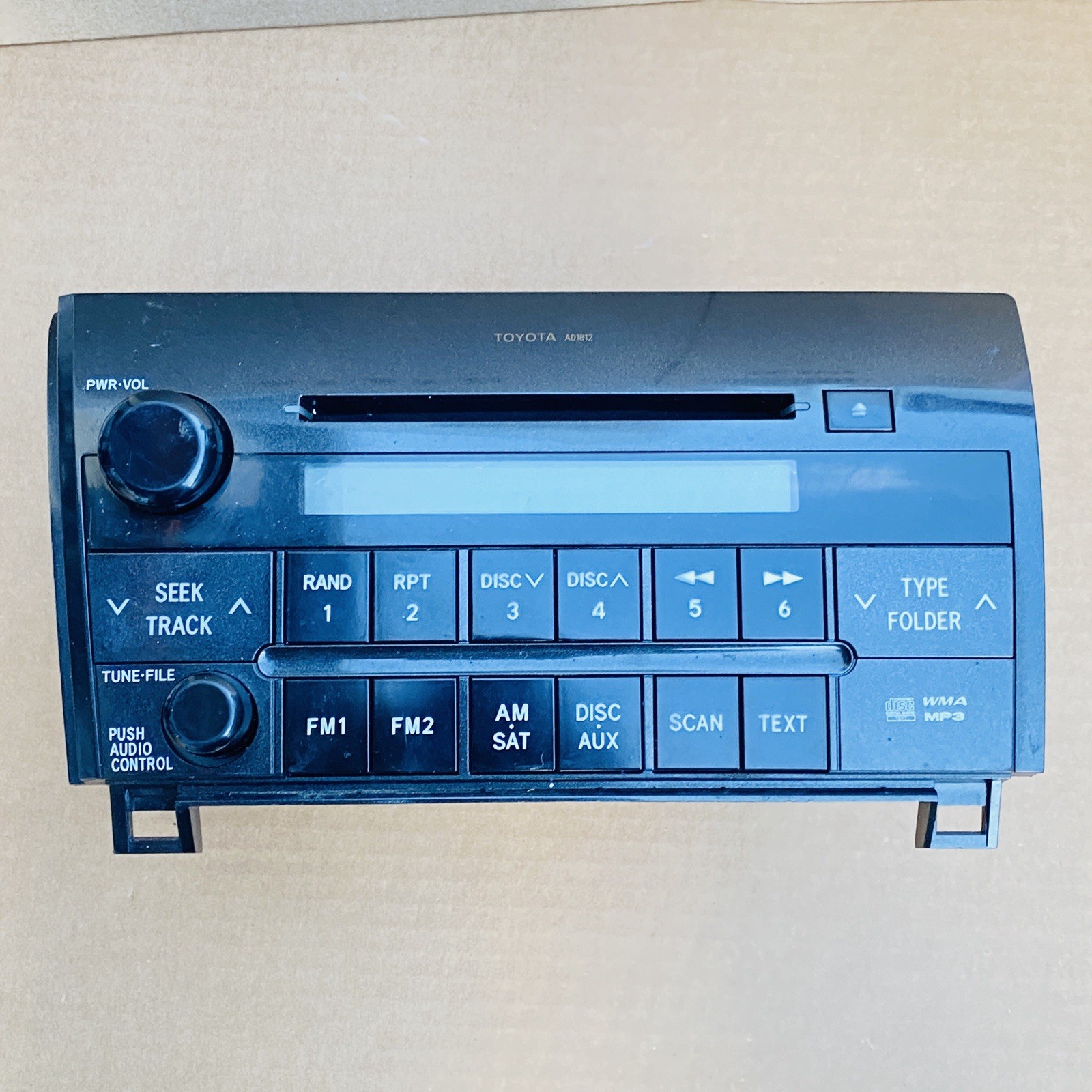 2007-2013 Toyota Tundra OEM AM/FM Radio Tuner CD 86120-0C270 AD1812