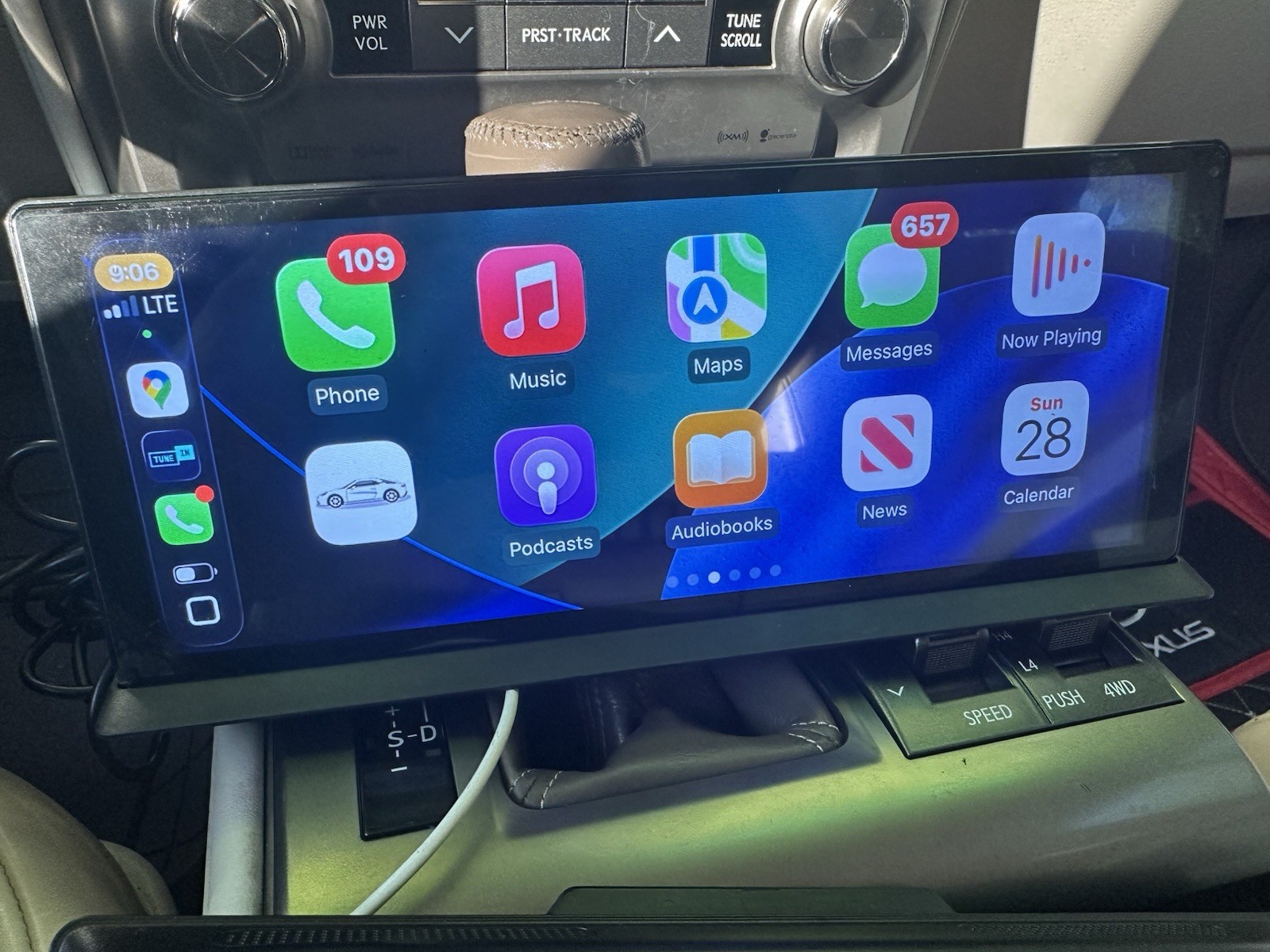 Maustor 10.26 Inch Android 14 Portable Wireless Carplay Android 6gb RAM +128GB S