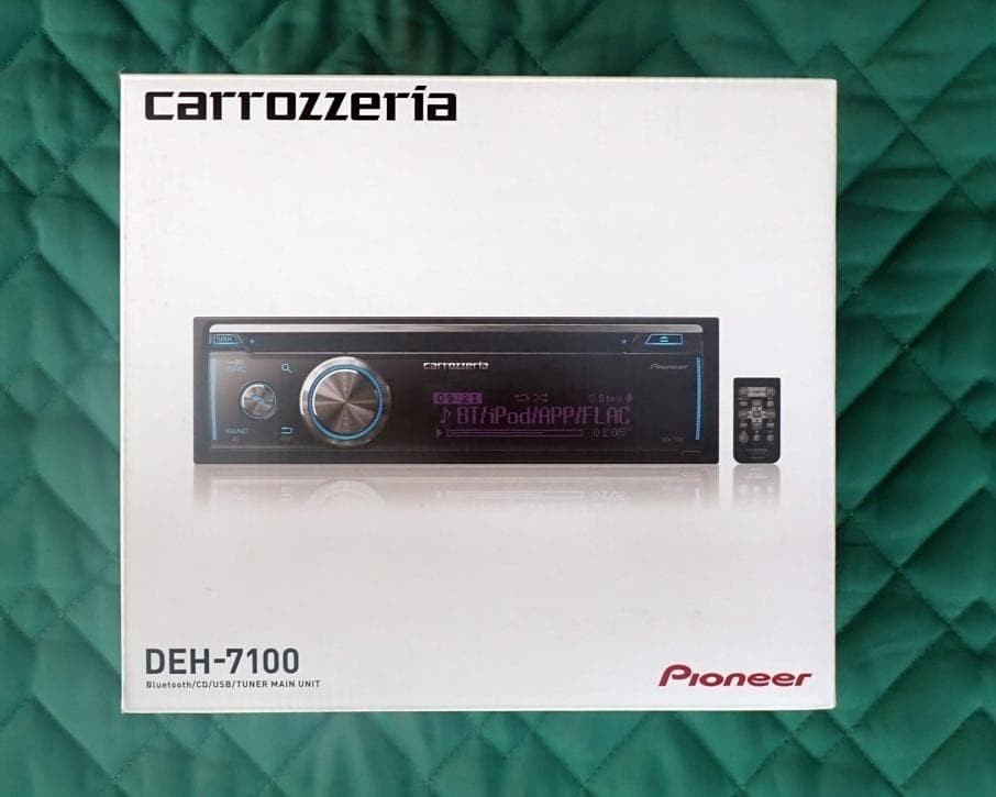 Pioneer Carrozzeria DEH-7100 CD USB iPod Bluetooth Car Audio