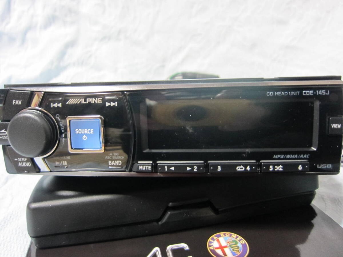 New, unused!!! Alpine CDE-145J CD Player Car Stereo Audio From Japan
