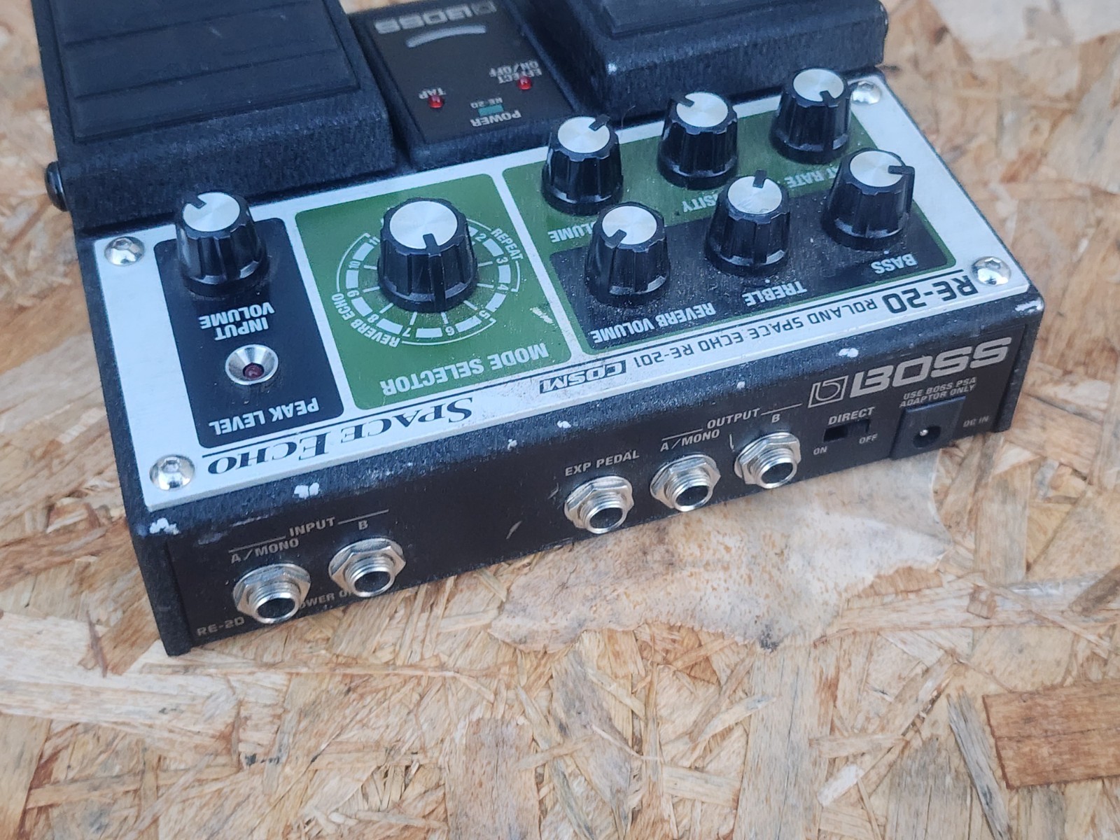 BOSS ROLLAND Space Echo RE 20 COSM RE-201 vintage Electronic Music Gear Reverb