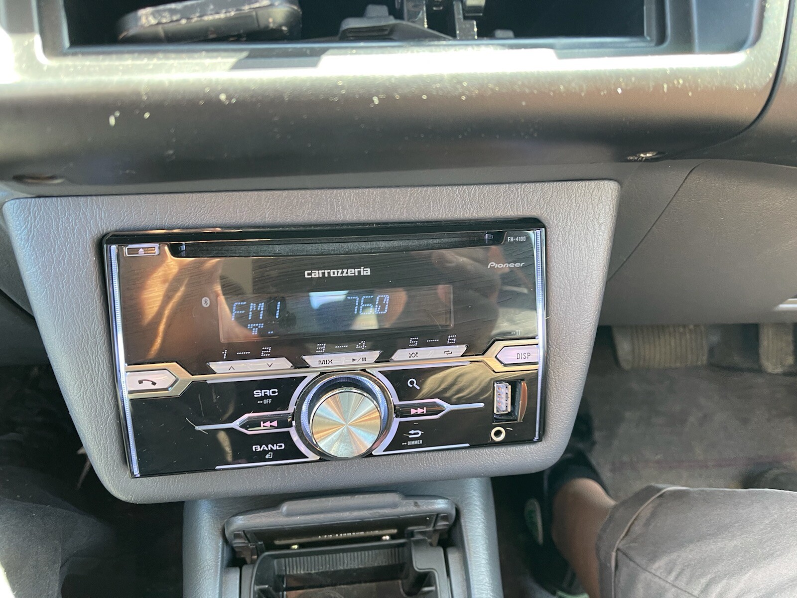 Pioneer Carrozzeria JDM CD Aux Bluetooth Unit w/ Microphone & Remote FH-4100