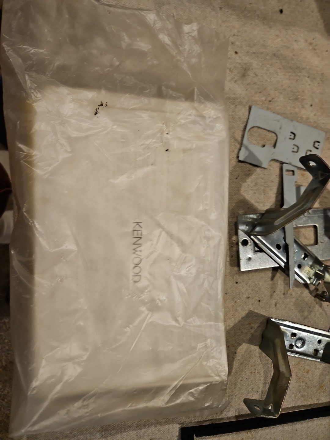 Kenwood KDCX815 OEM Box And RC-520 Remote Control And Manual And Brackets