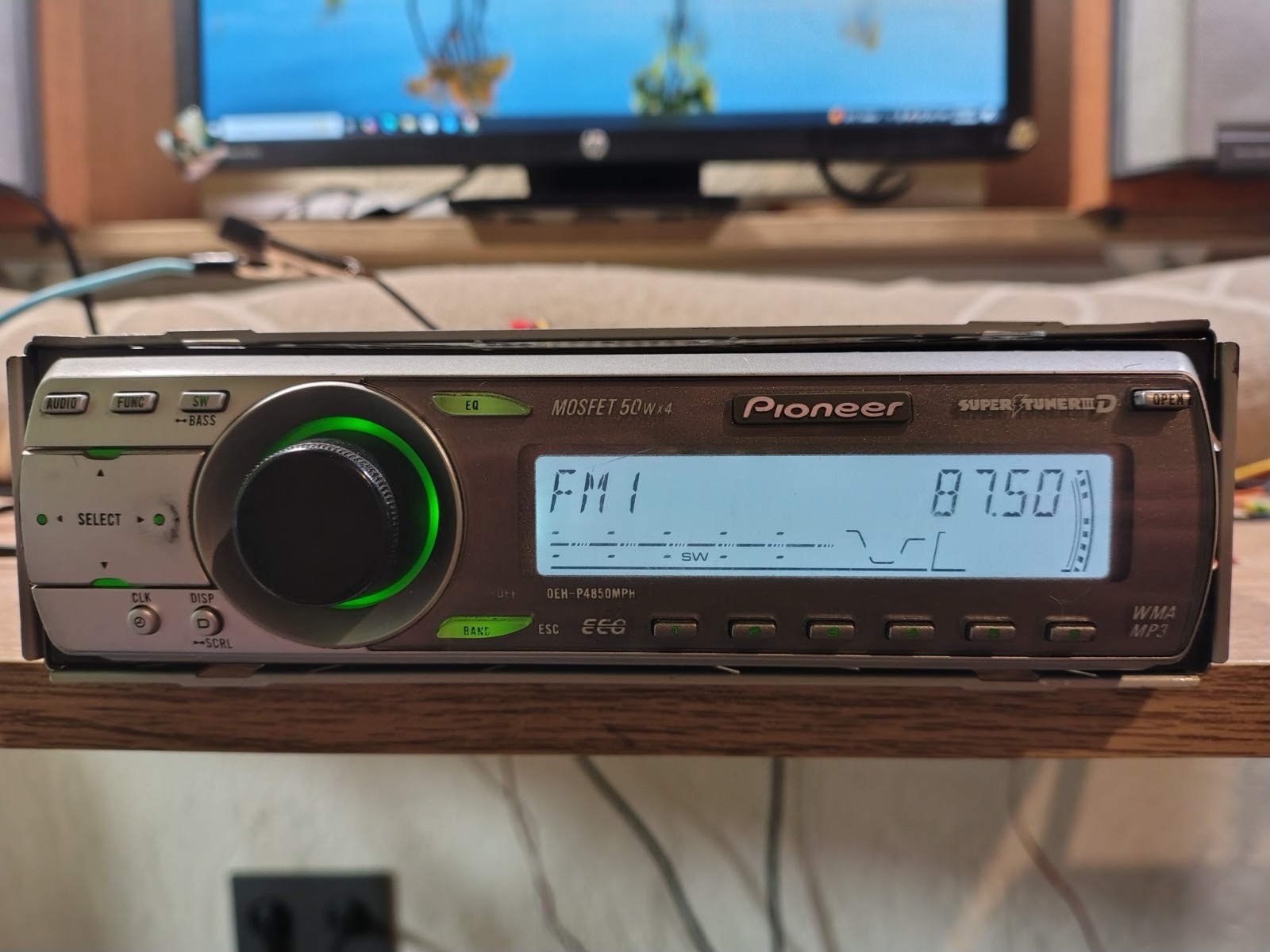 Pioneer DEH P4850MPH Car Stereo CD Receiver Fully Working Great Shape
