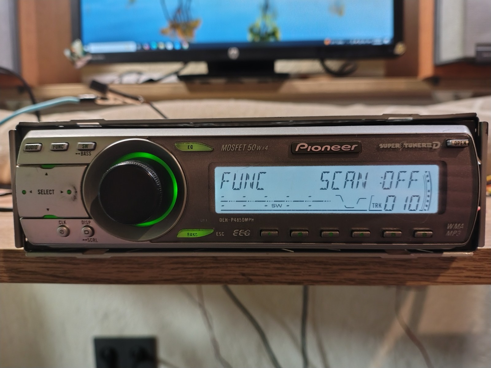 Pioneer DEH P4850MPH Car Stereo CD Receiver Fully Working Great Shape