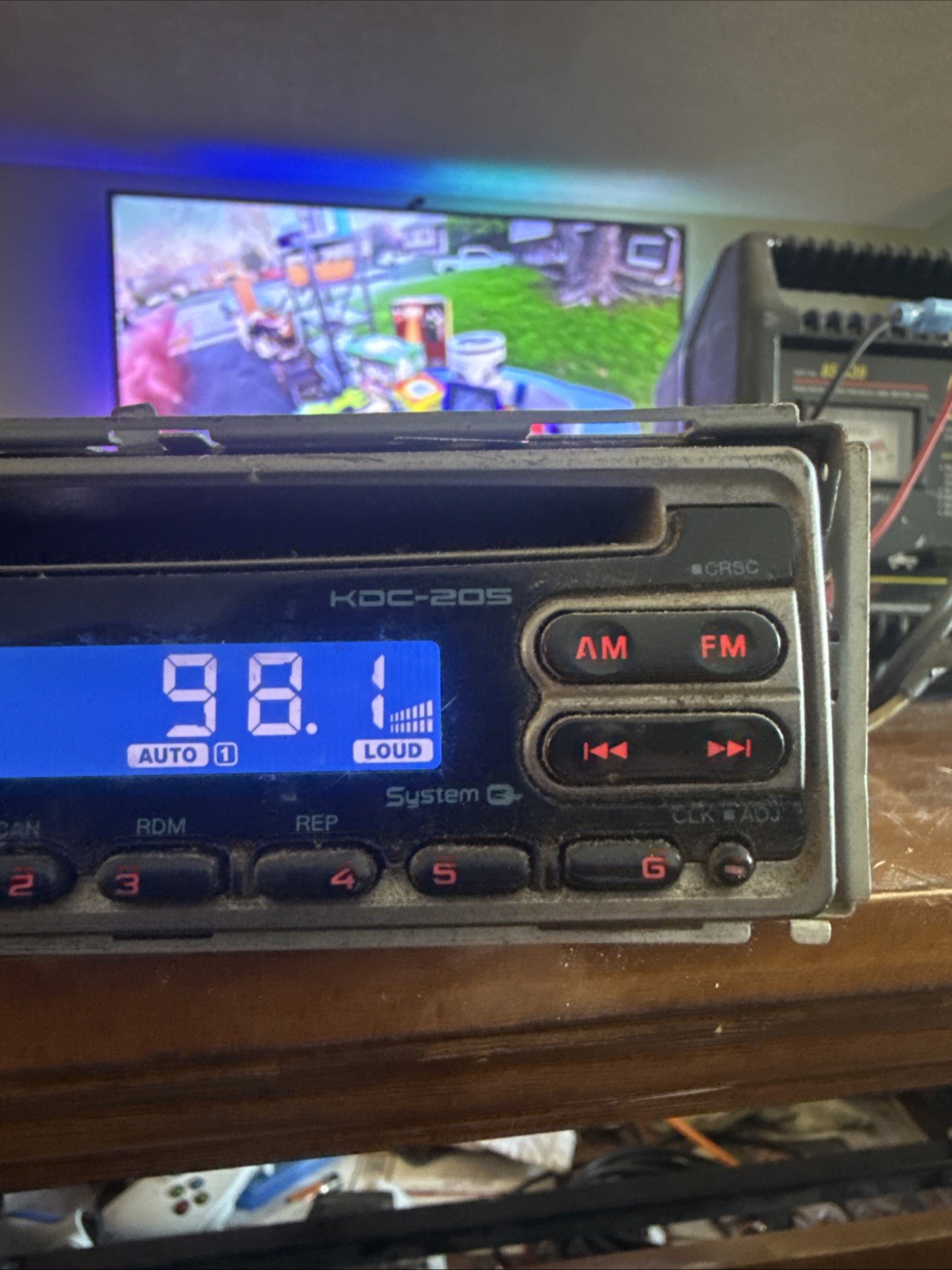 VINTAGE KENWOOD KDC-205 AUTOMOBILE CAR CD Player Receiver Head Unit – TESTED