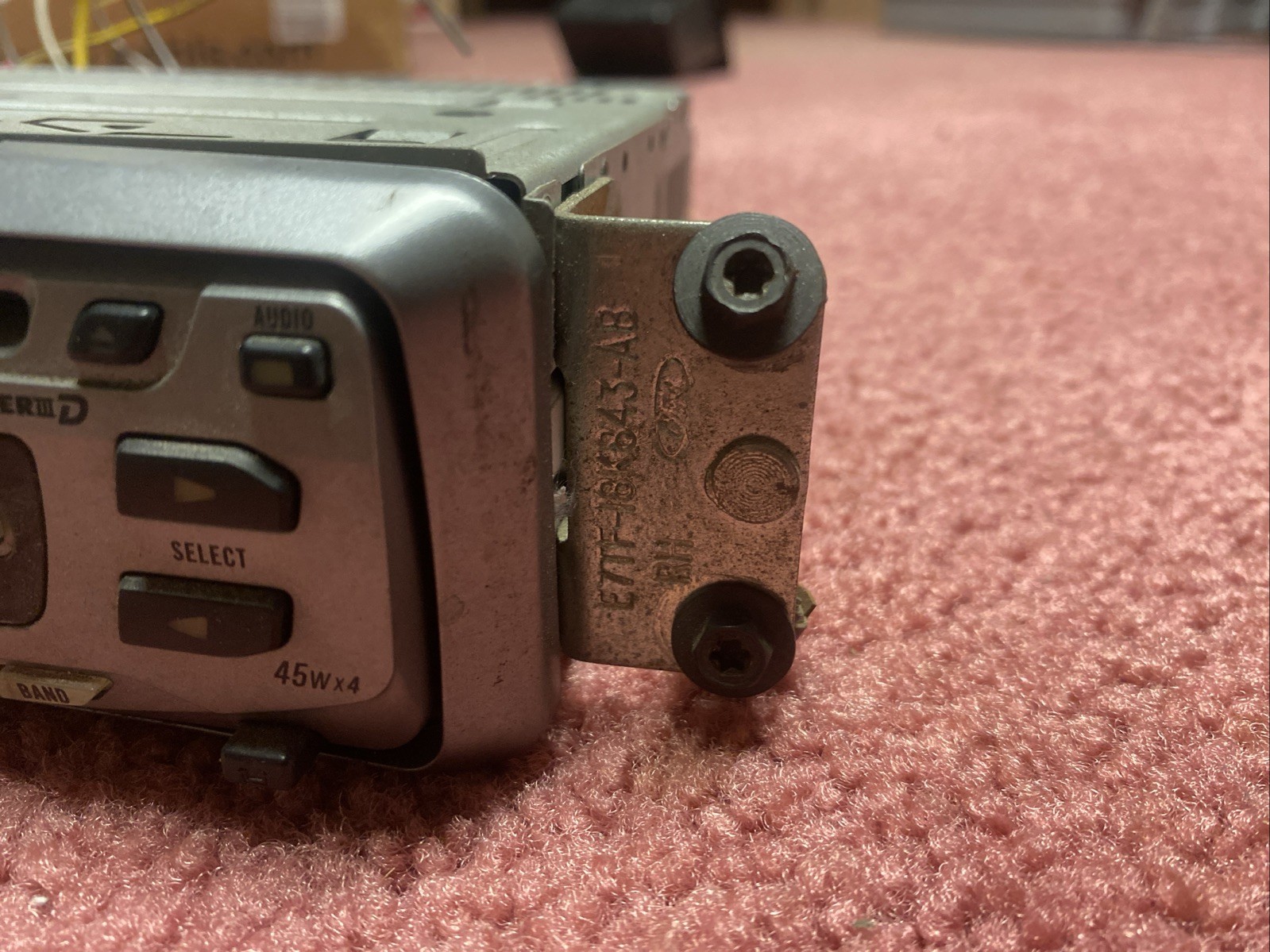 Pioneer Radio DEH-1700. Untested