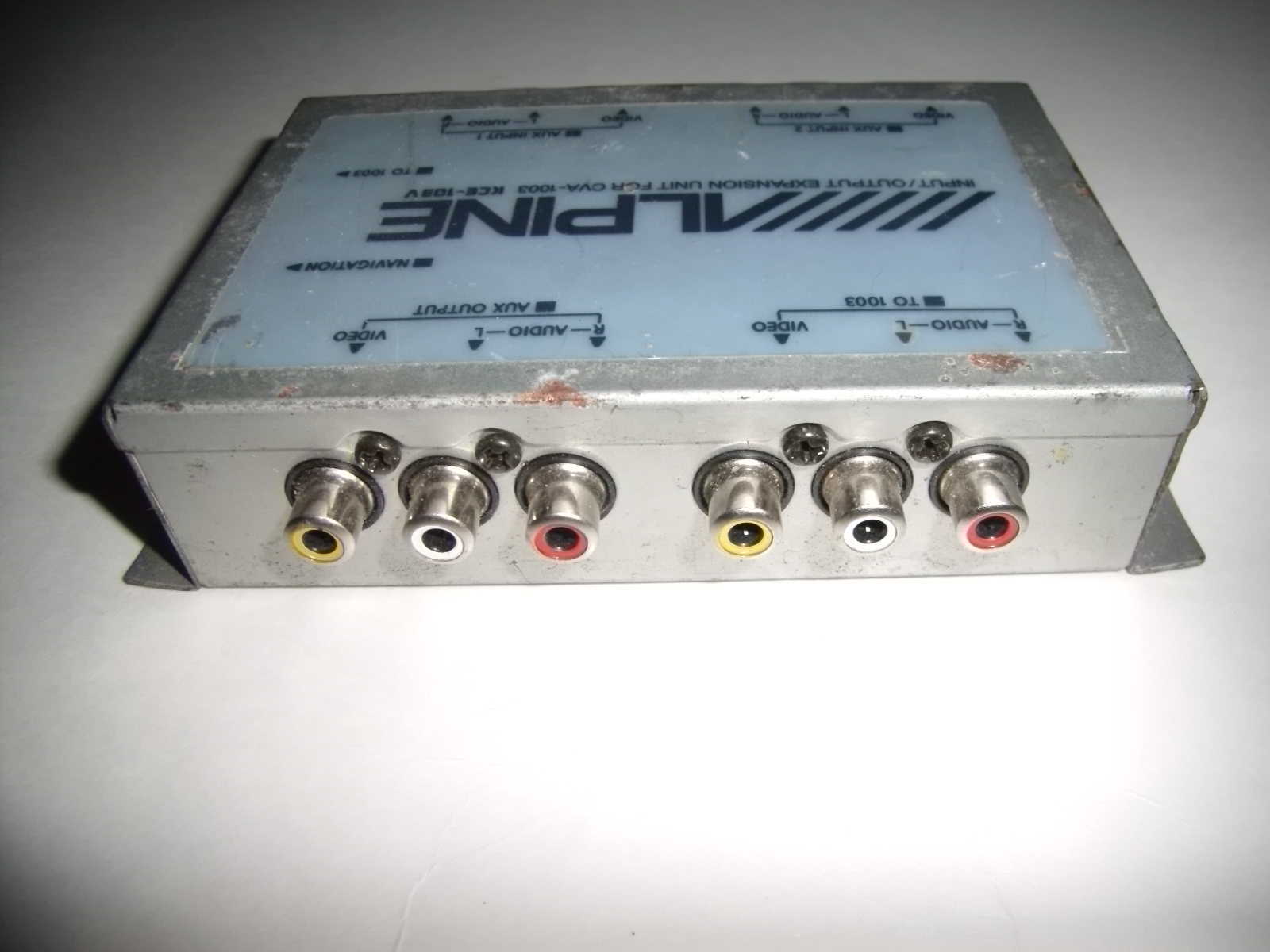 Alpine Input Output expansion unit for CVA-1003 model KCE-103V 12V DC