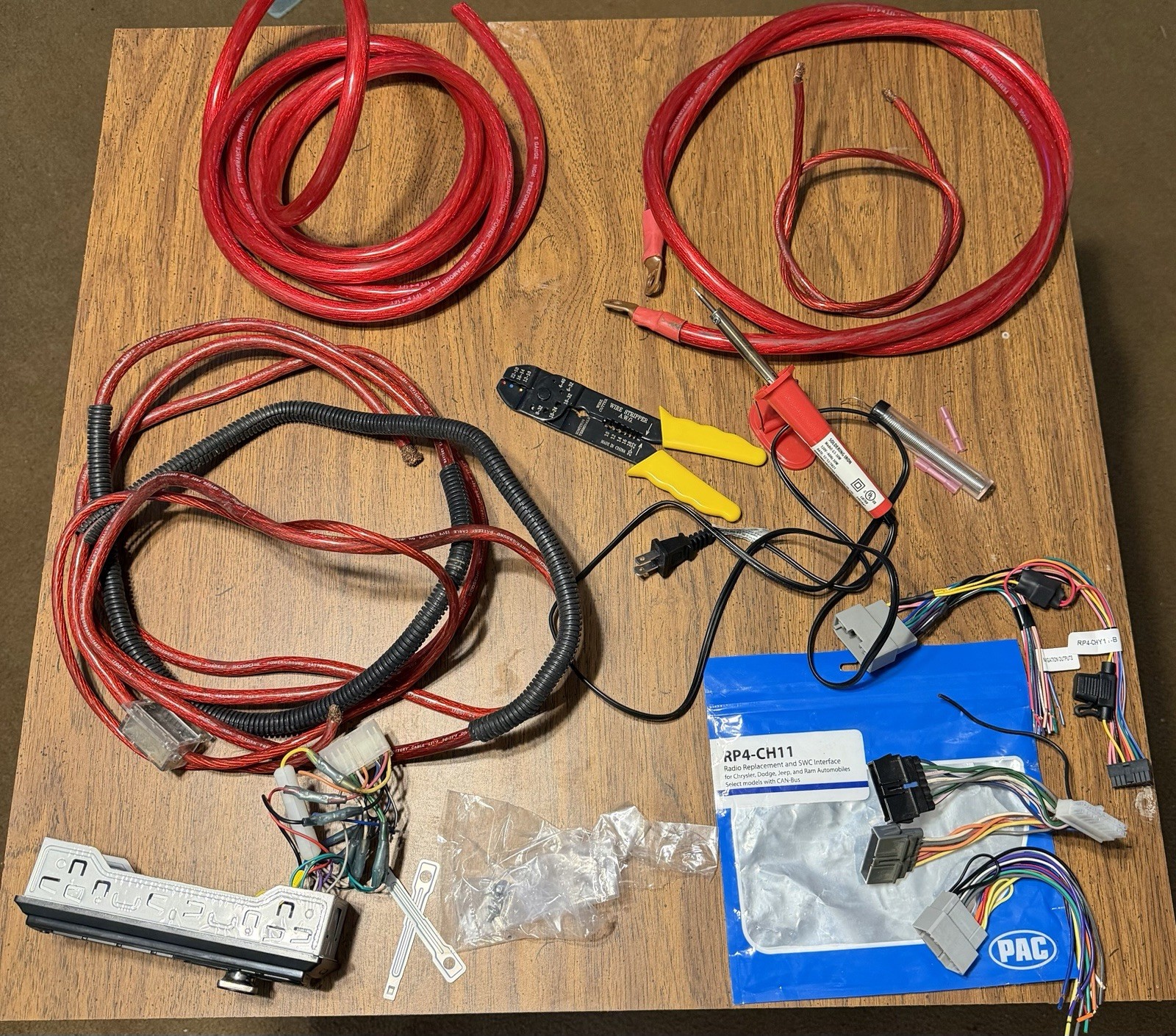 Dual XDM17BT radio stereo Media receiver USB AUX tested, Plus Wiring And Tools