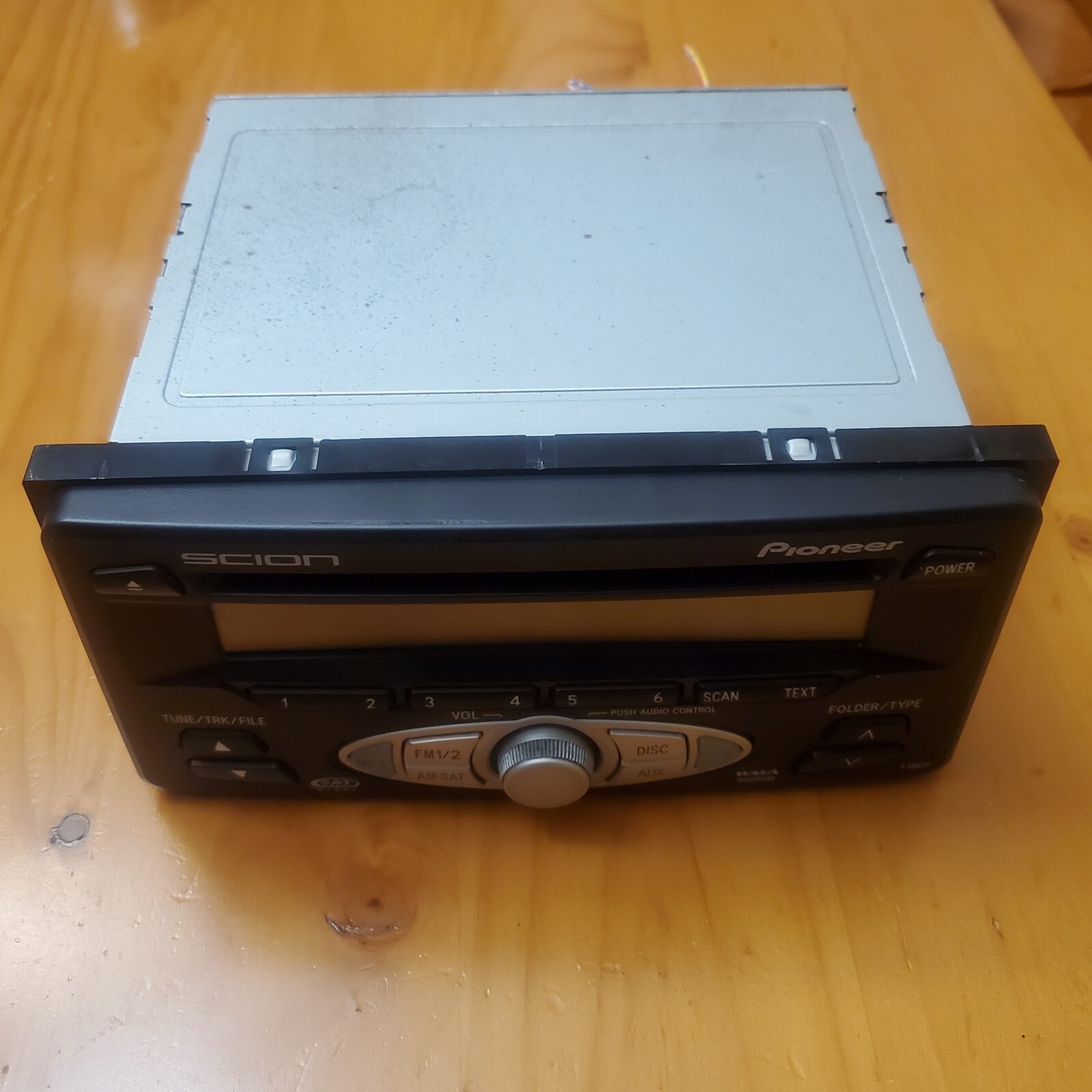 2004-2007 Scion Tc Pioneer Am Fm Cd Mp3 Wma Aux Sat Stereo #08600-21800