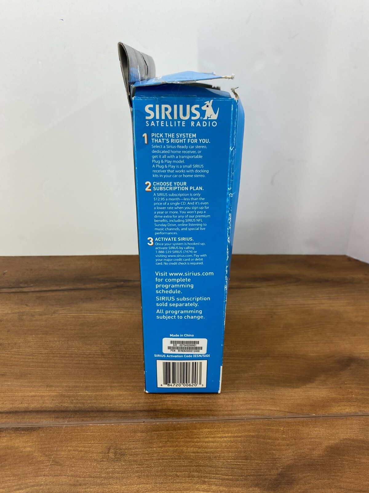 Sirius One, SV1 Kit Portable Satellite Radio. New Open Box. Complete.