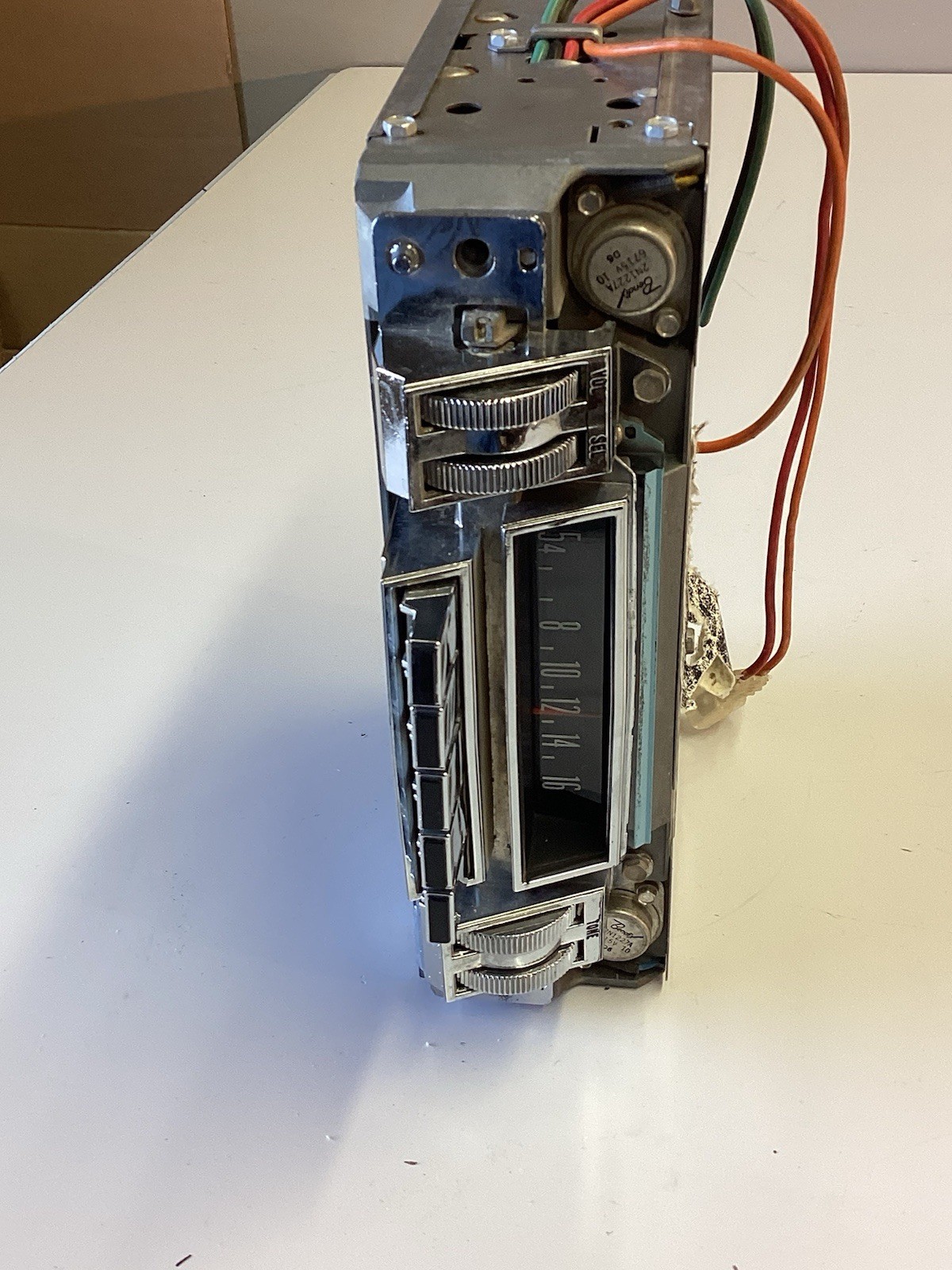 1967 Chrysler Newport , New Yorker Mopar Radio