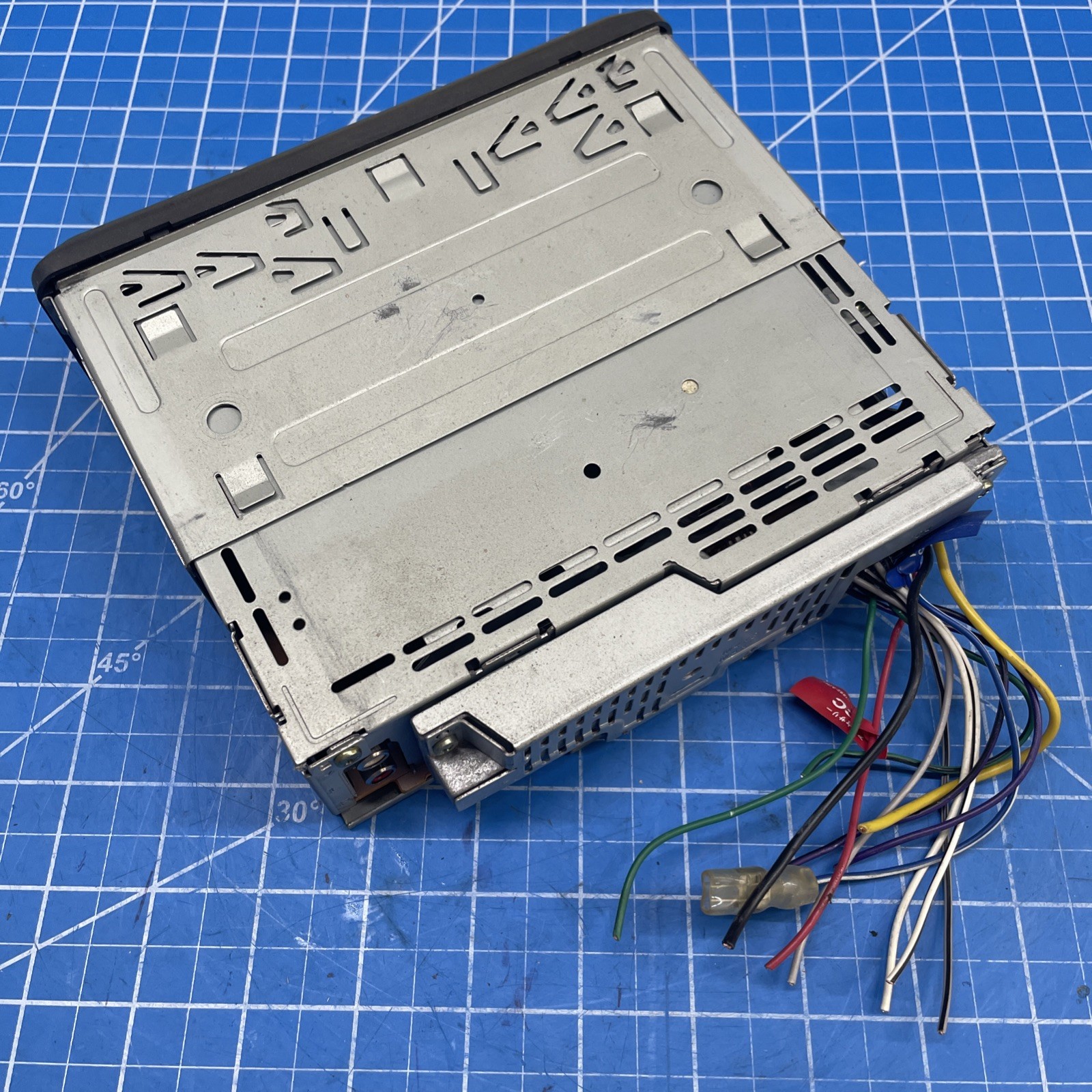 Pioneer DEH-1300 Car Stereo CD Player Single DIN MOSFET 50Wx4 w/ Wiring