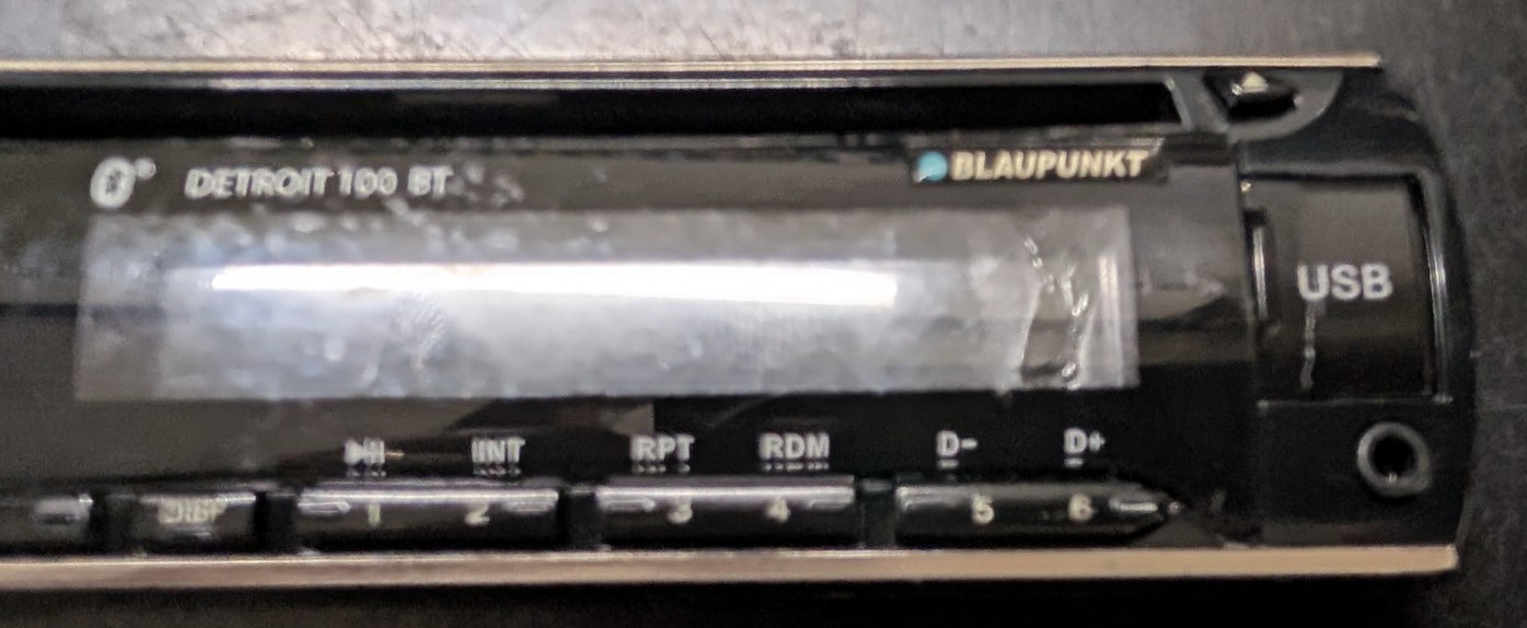Blaupunkt BT 100 Detroit CD & MP3 Receiver FACEPLATE ONLY