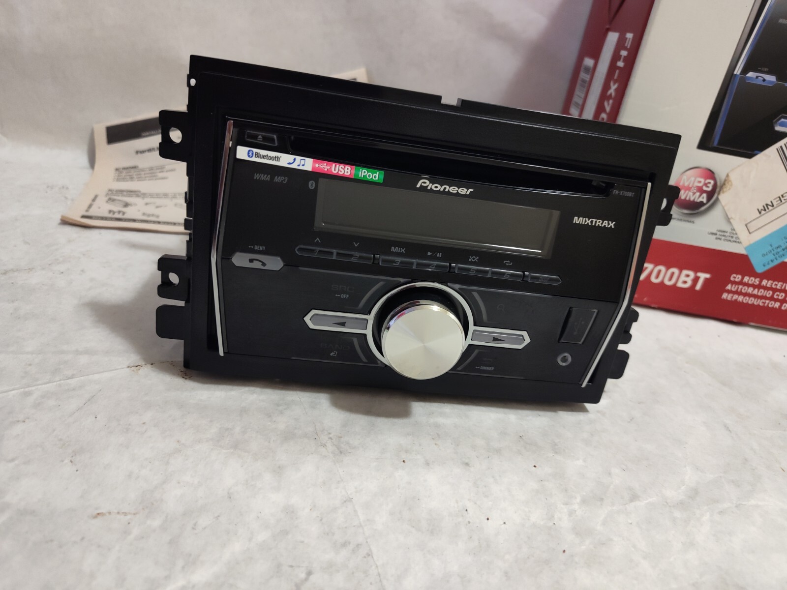 Pioneer FH-X700BT Bluetooth CD Player Android iPhone Pandora AM FM USB Aux
