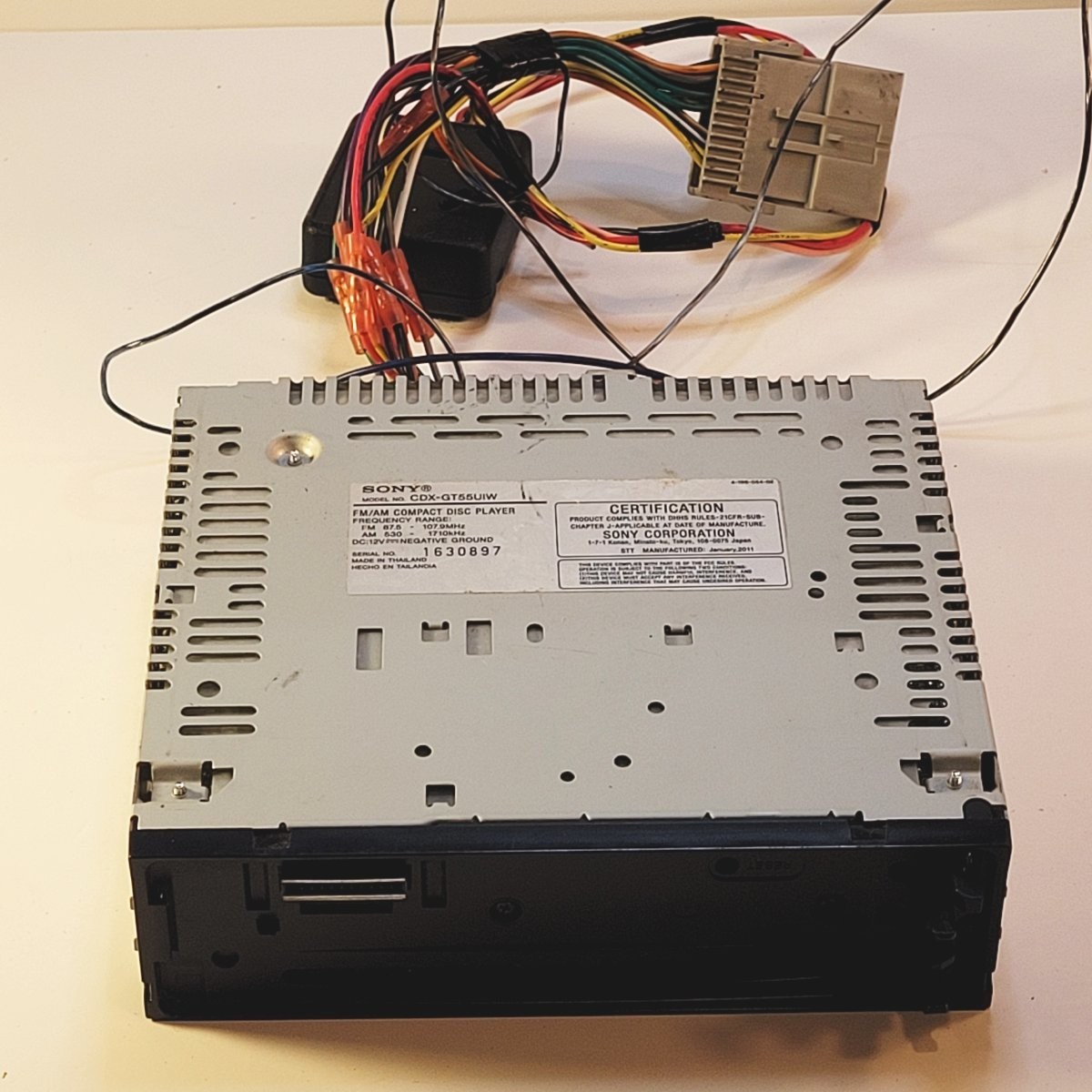 Sony CDX-GT55UIW – FM/AM Compact Disc Player – with Faceplate