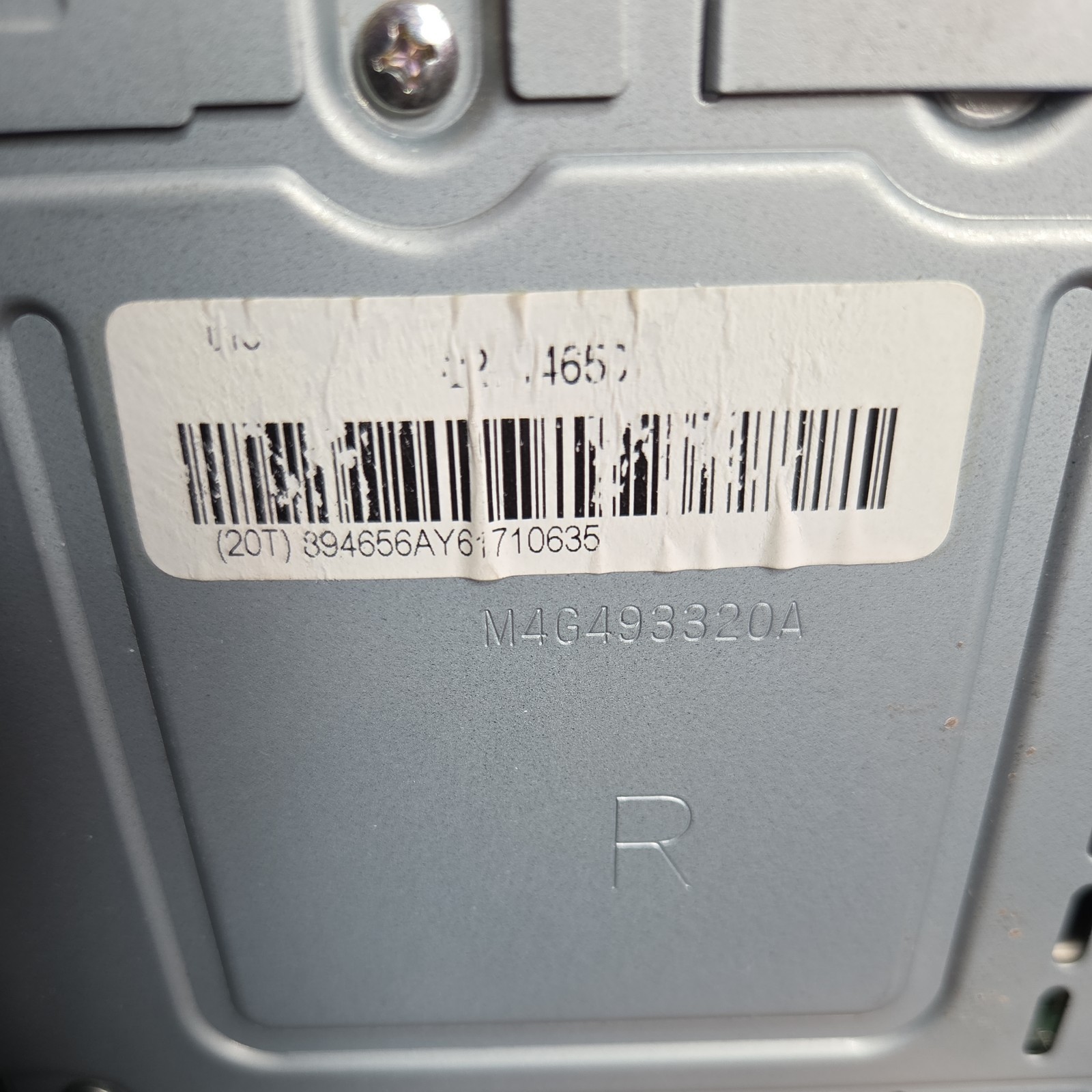 2007-10 Chevy Cobalt AM FM CD Player Radio Receiver 20935116