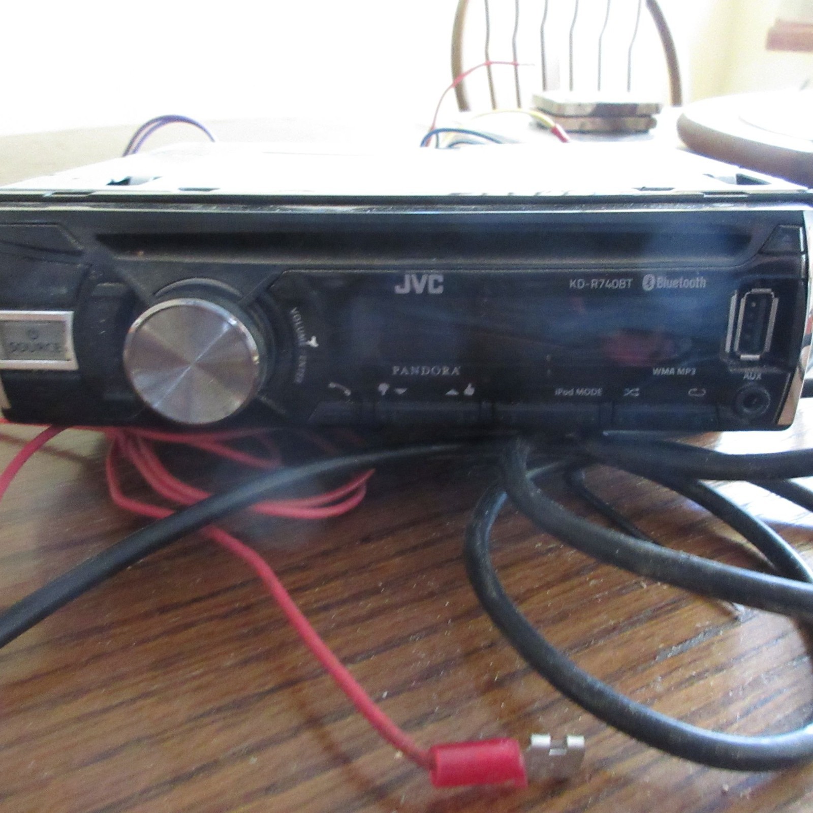 JVC Car Audio CD In-Dash Receiver Unit Model: KD-R740BT Bluetooth WMA MP3