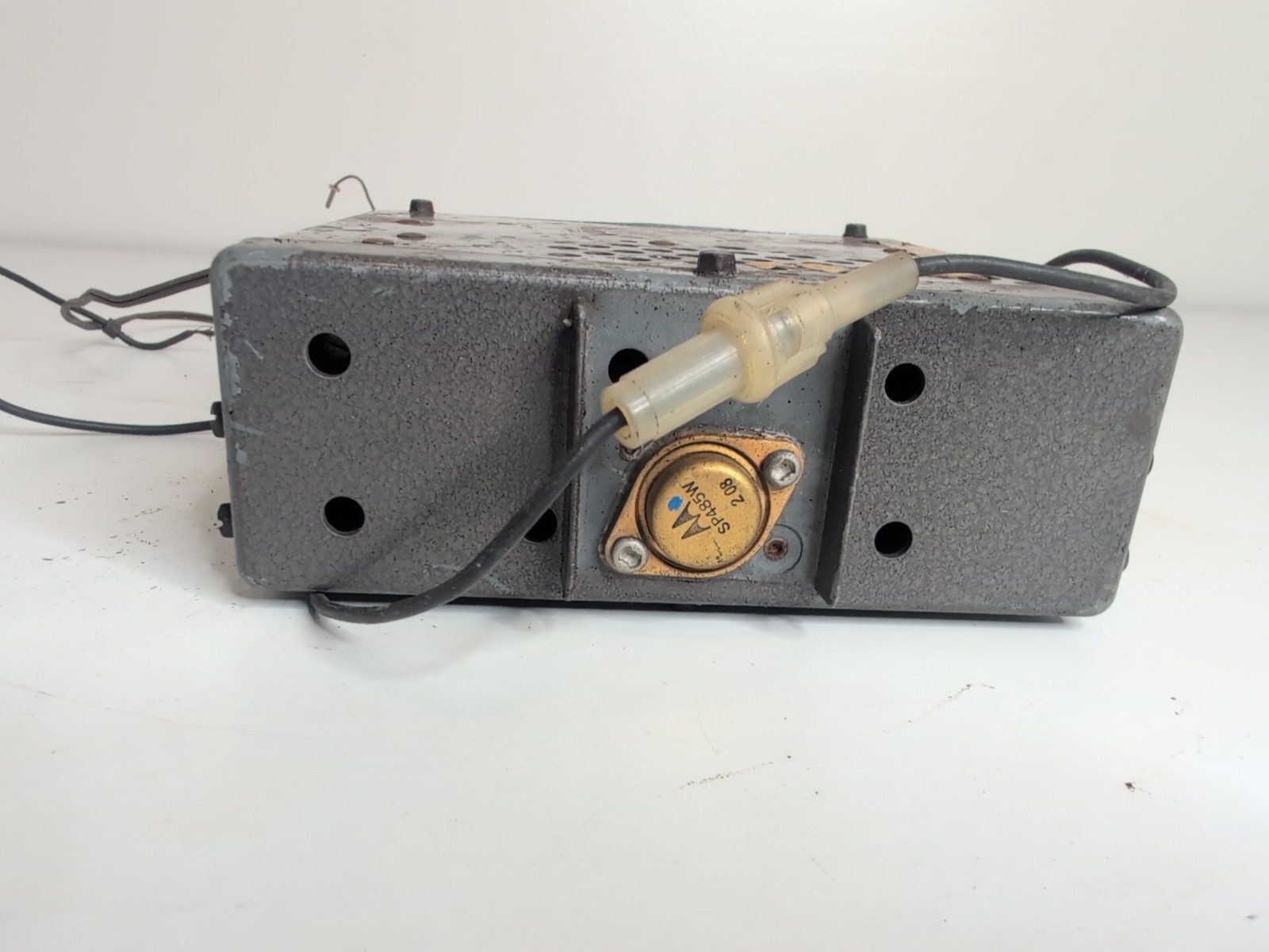 Vintage 1960’s Motorola All Transistor Car Radio Auto 520T