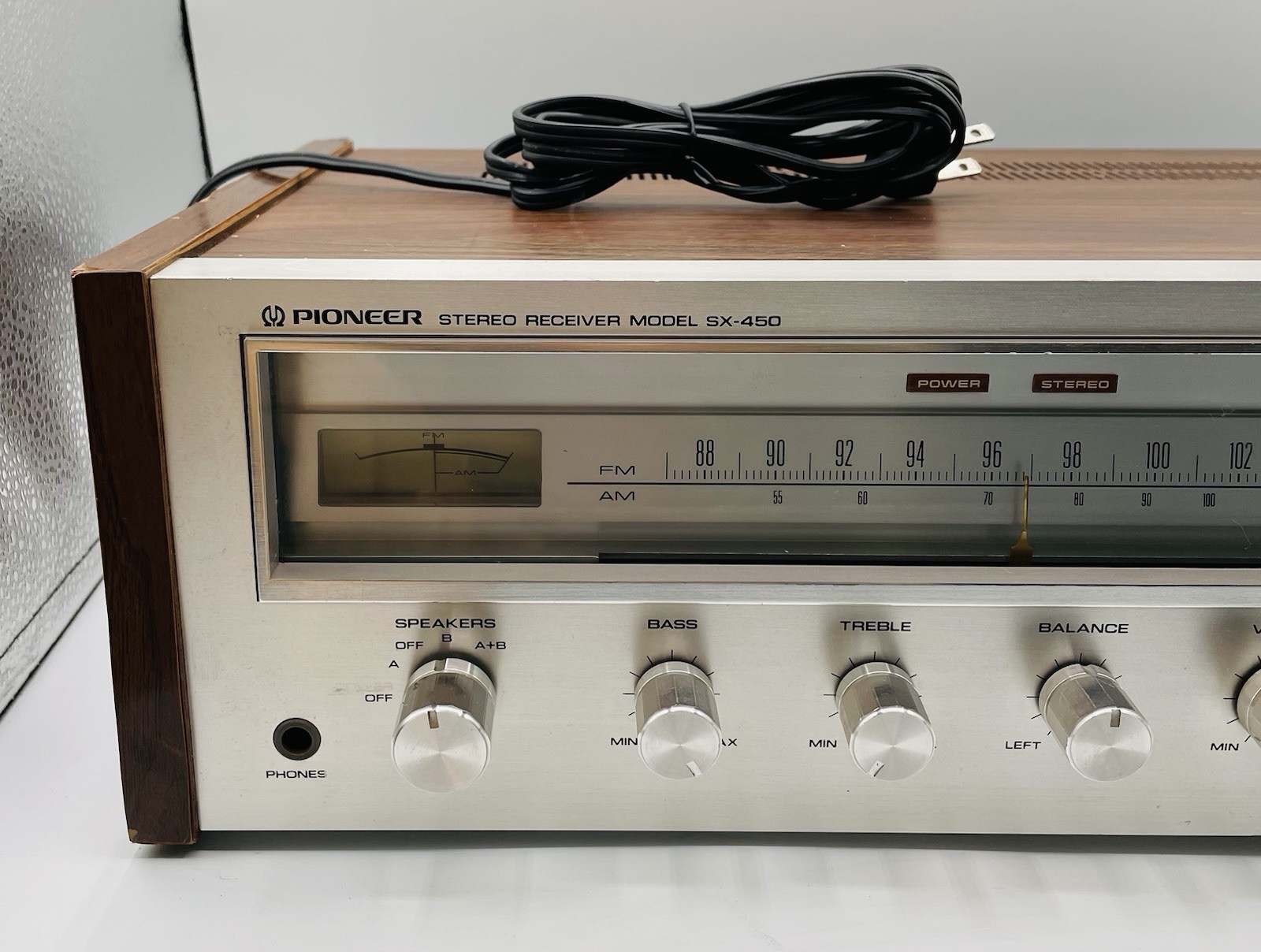 Pioneer SX-450 15-watt per channel Solid-State AM/FM Stereo Receiver- Tested